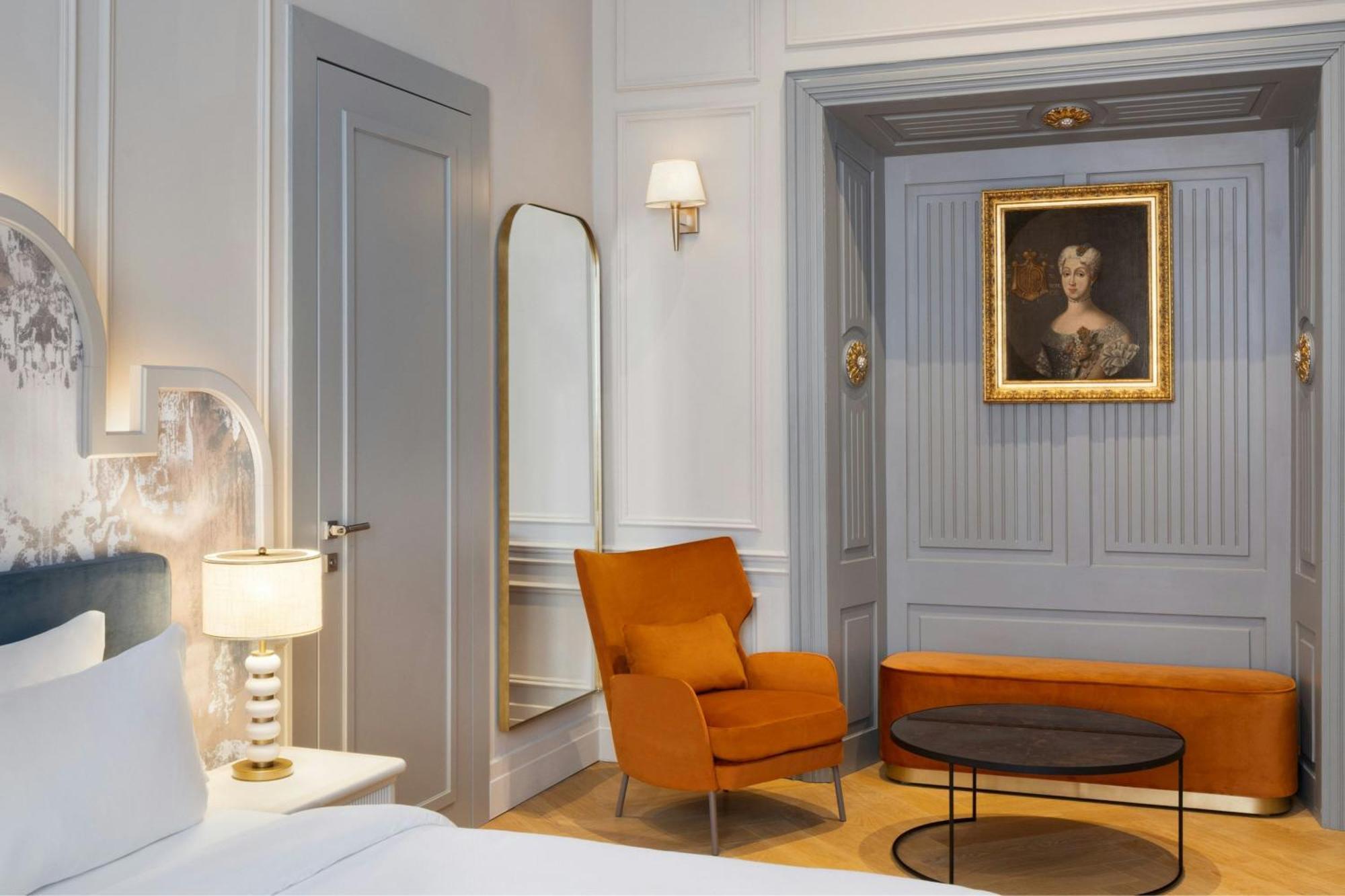 Junior King Suite