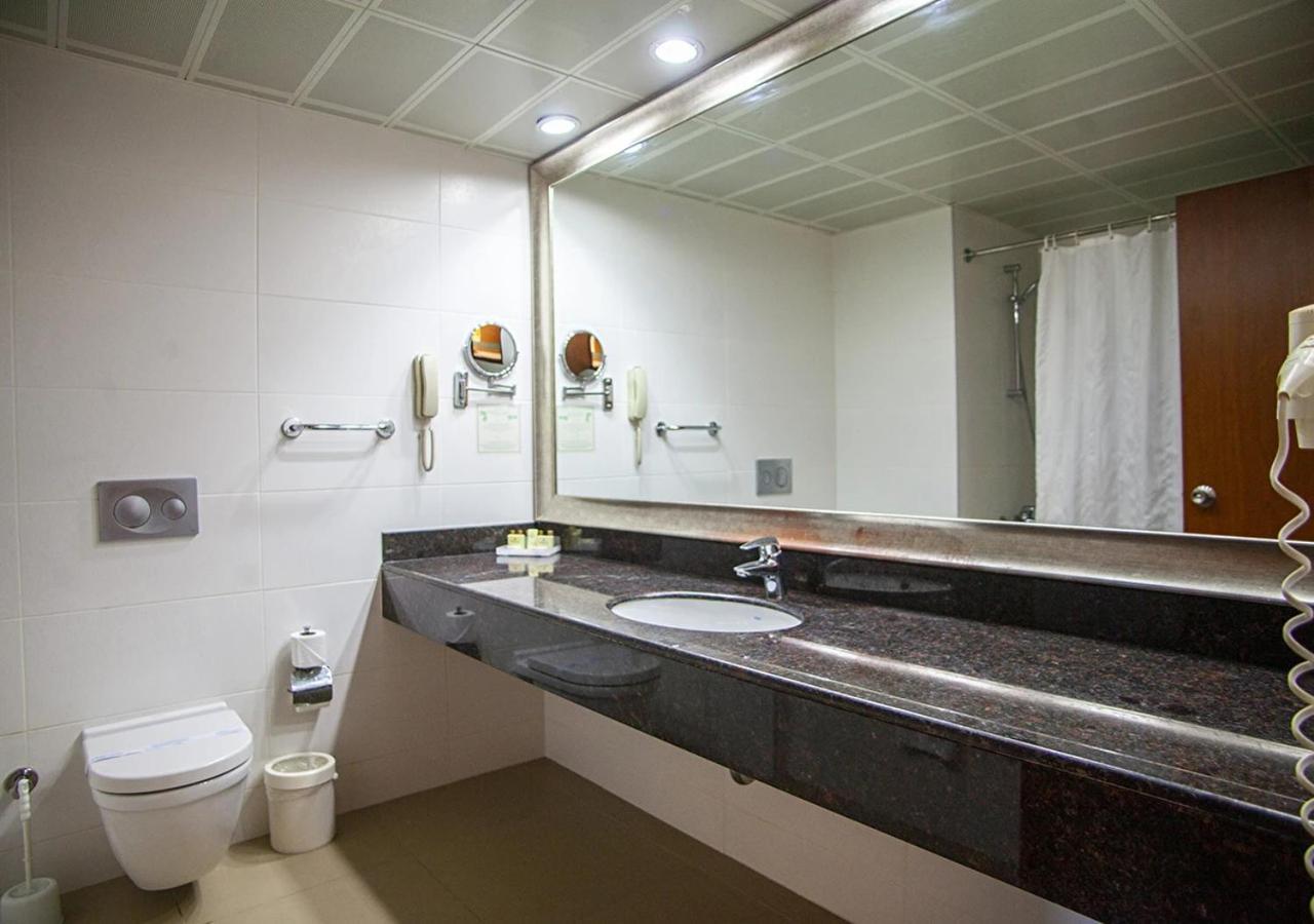 Double Room,1589708861:JPEG