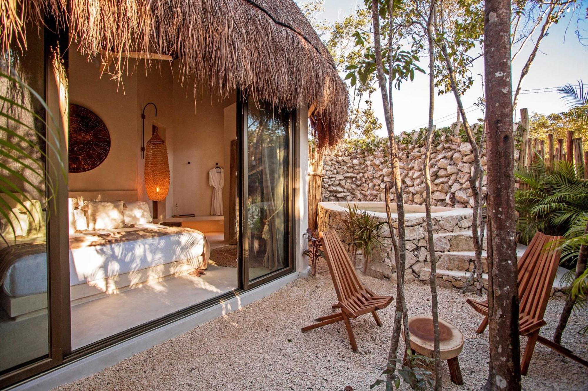 Deluxe Moon Suite