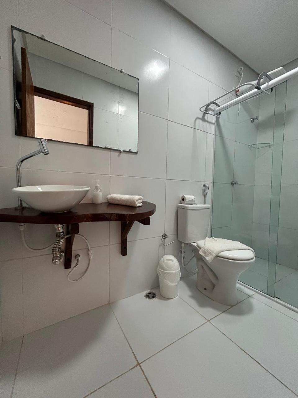 Suíte com Vista para a Piscina