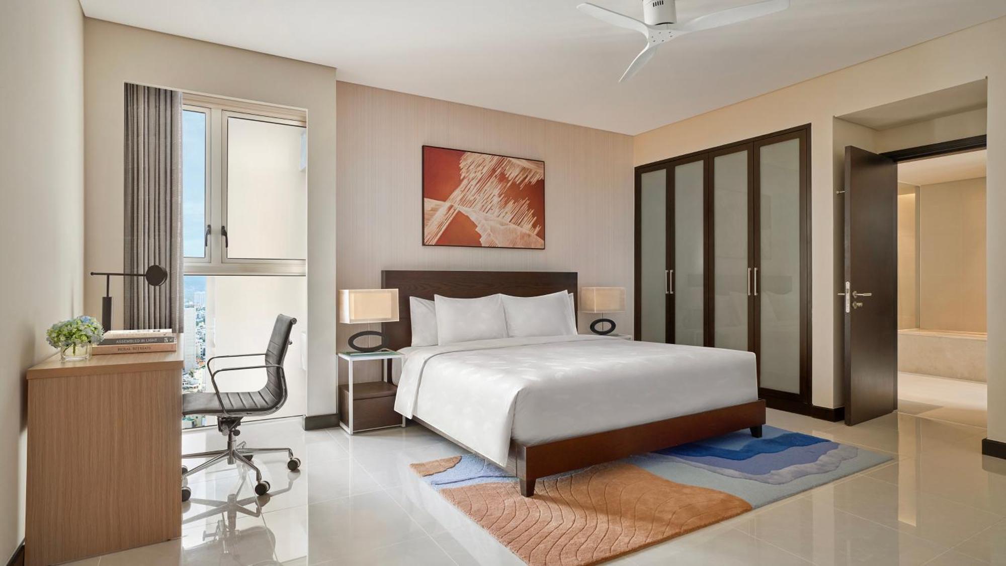 One-Bedroom Residence Suite with Bath