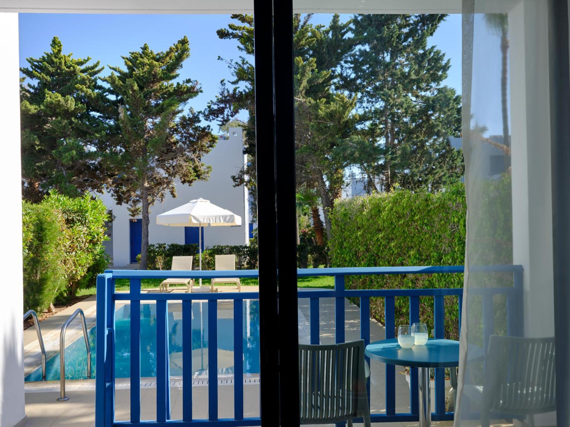 One Bedroom Private Pool