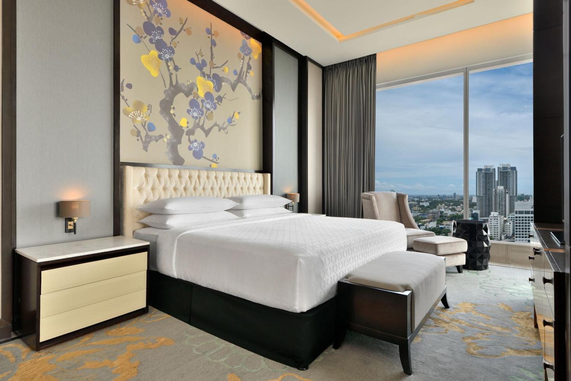 Presidential King Suite Ocean View Club Lounge Access spa per room F&B per room Early check Late Checkout subject to availability