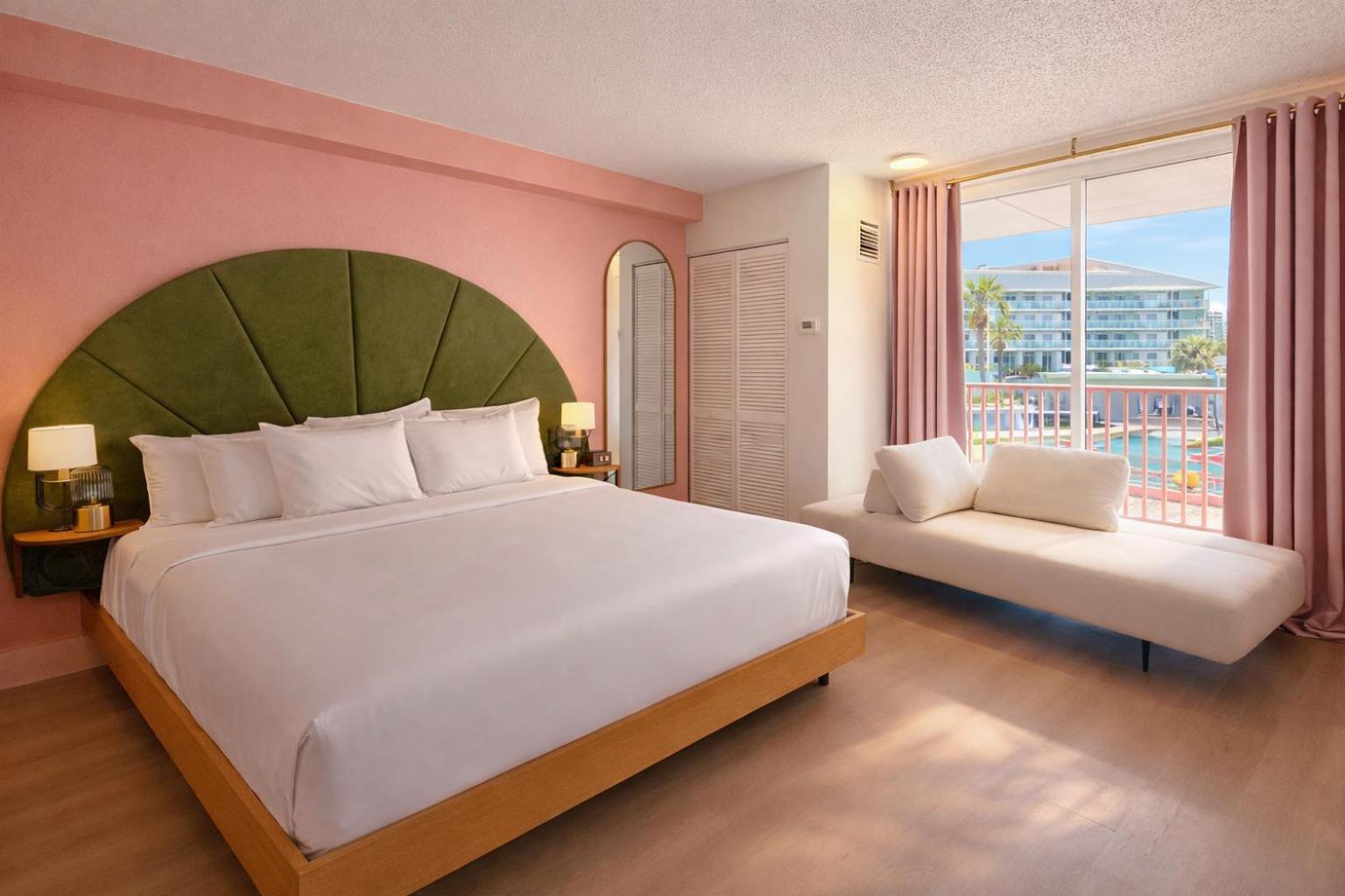 Standard King Room