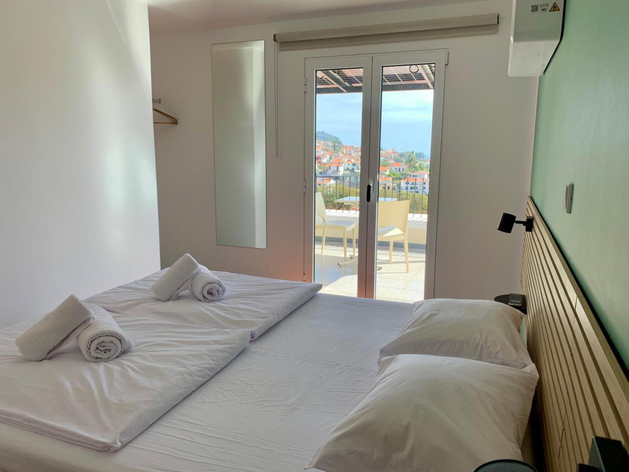 Deluxe Doppelzimmer mit Balkon und Meerblick