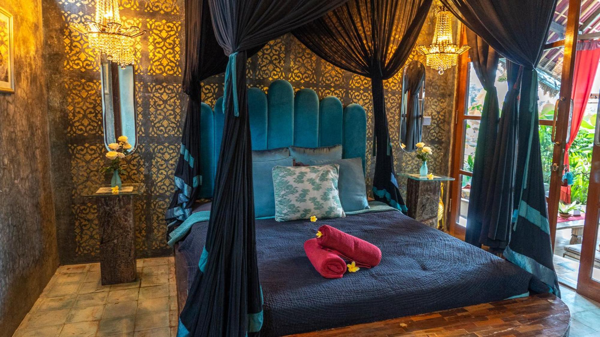 Deluxe Double Room with Extra Bed