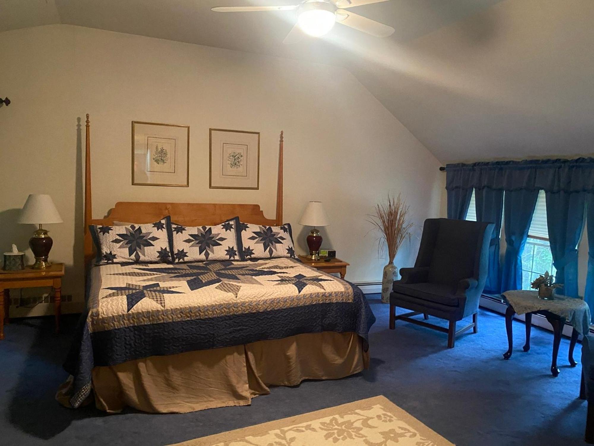 King Suite with Spa Bath