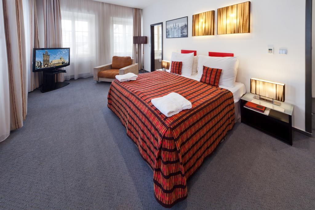 Suite with City View,176294613:JPEG