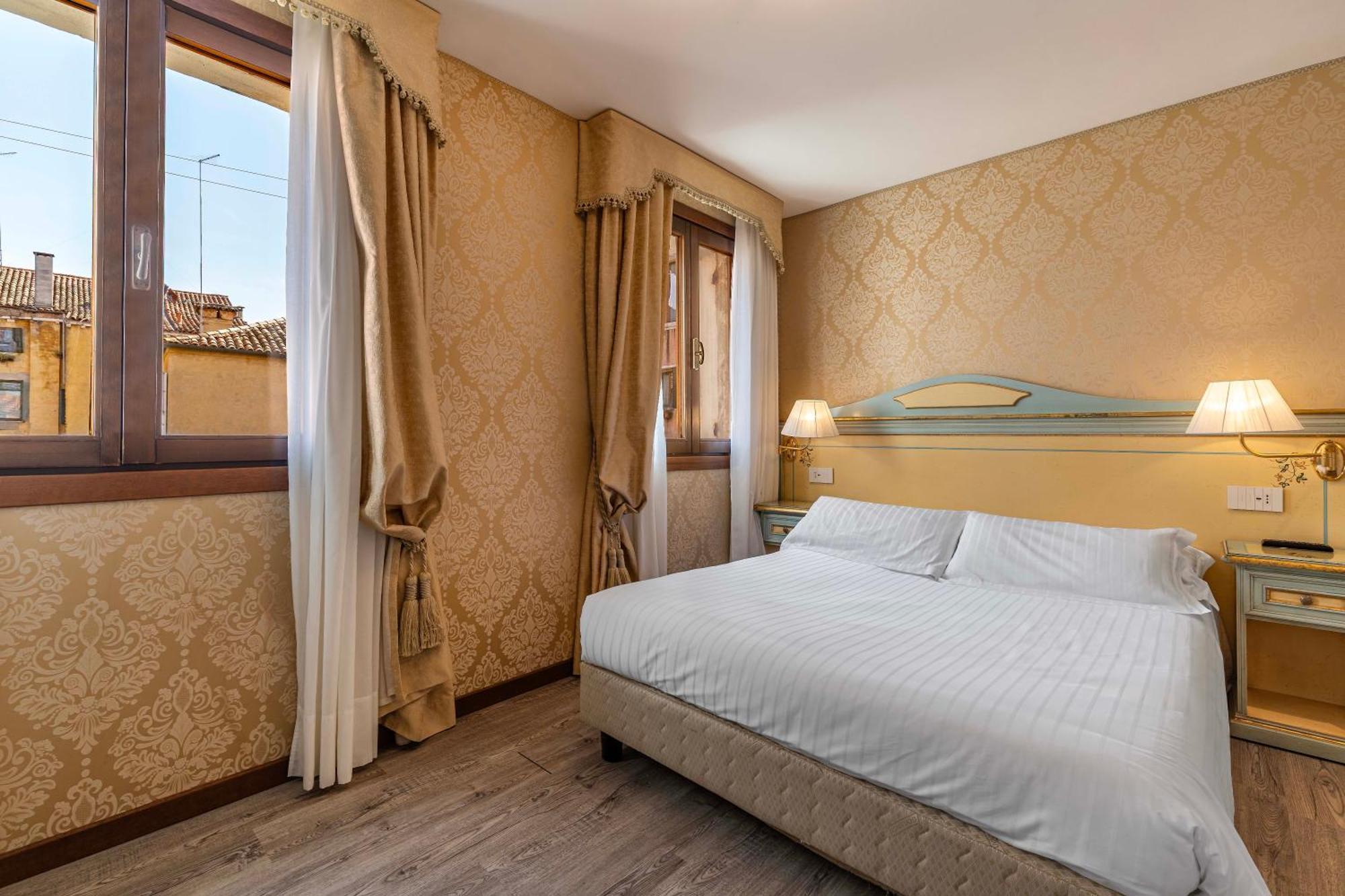 Standard Double Room,1765154661:JPEG