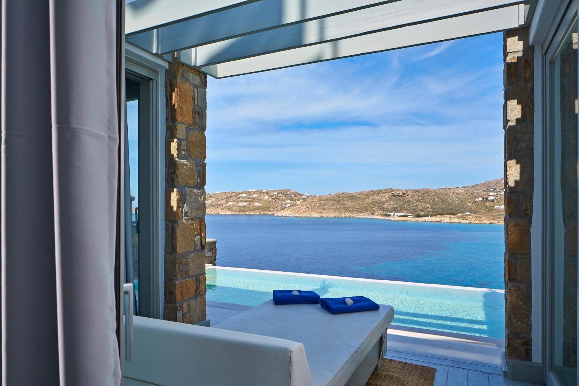 Grand Deluxe Two Bedroom Villa With Private Pool Sea View