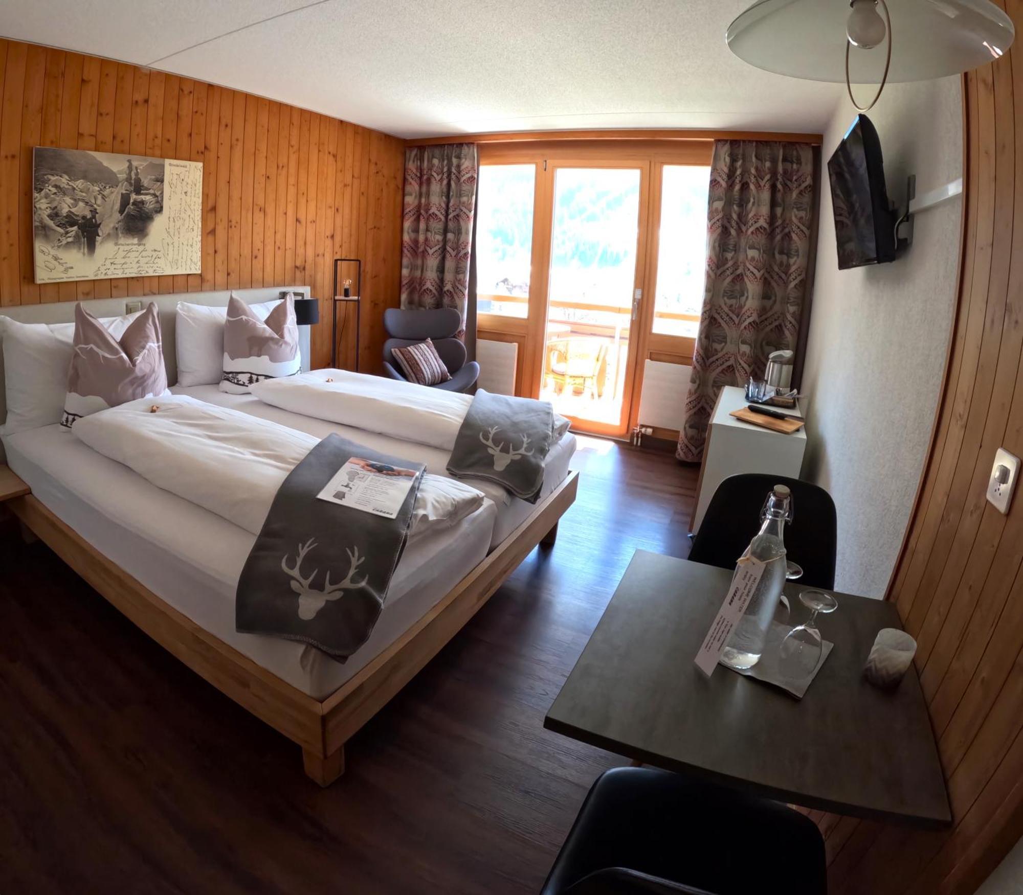 Superior Double Room Eiger view balcony