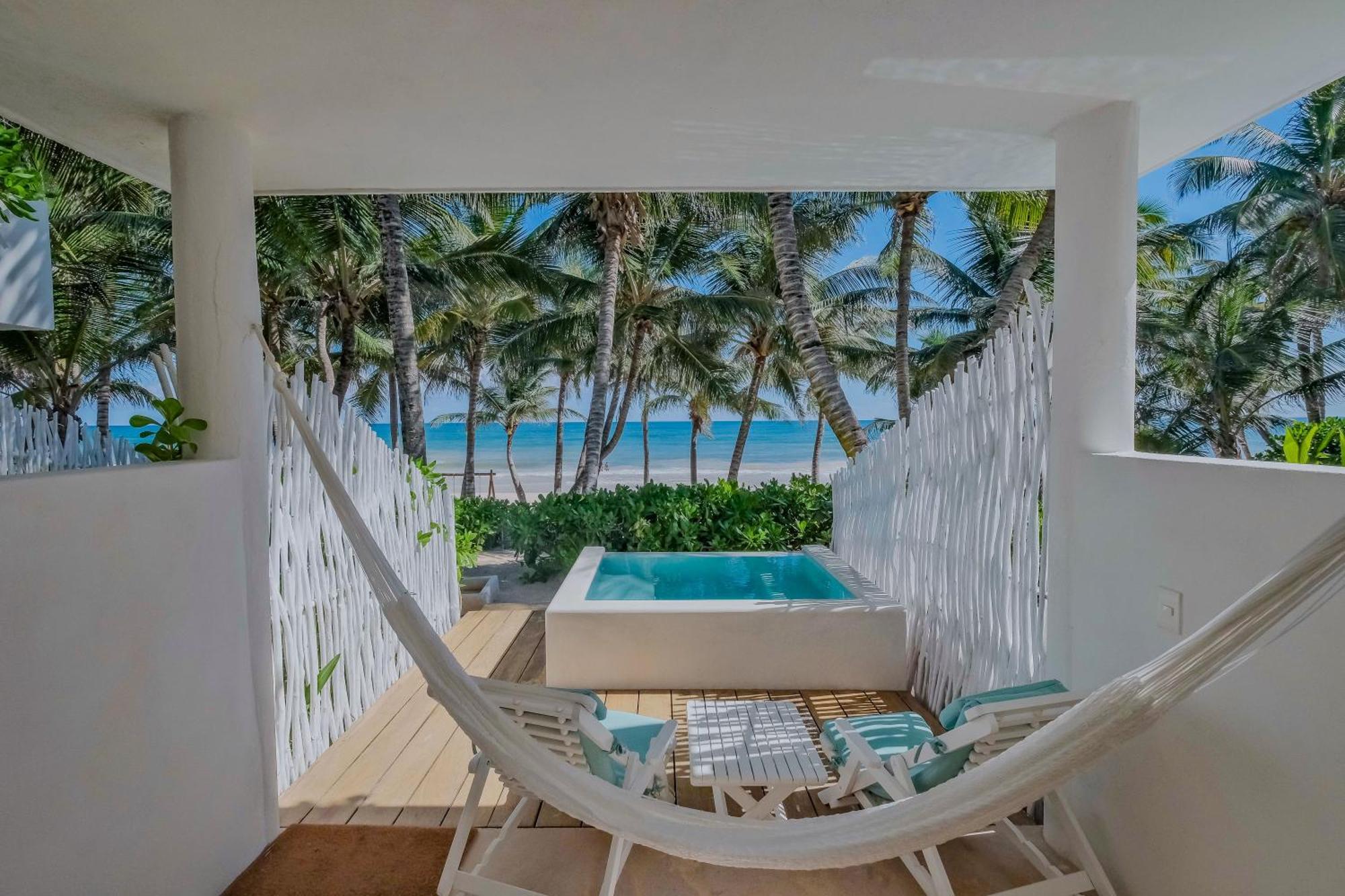 Beachfront 2 queen