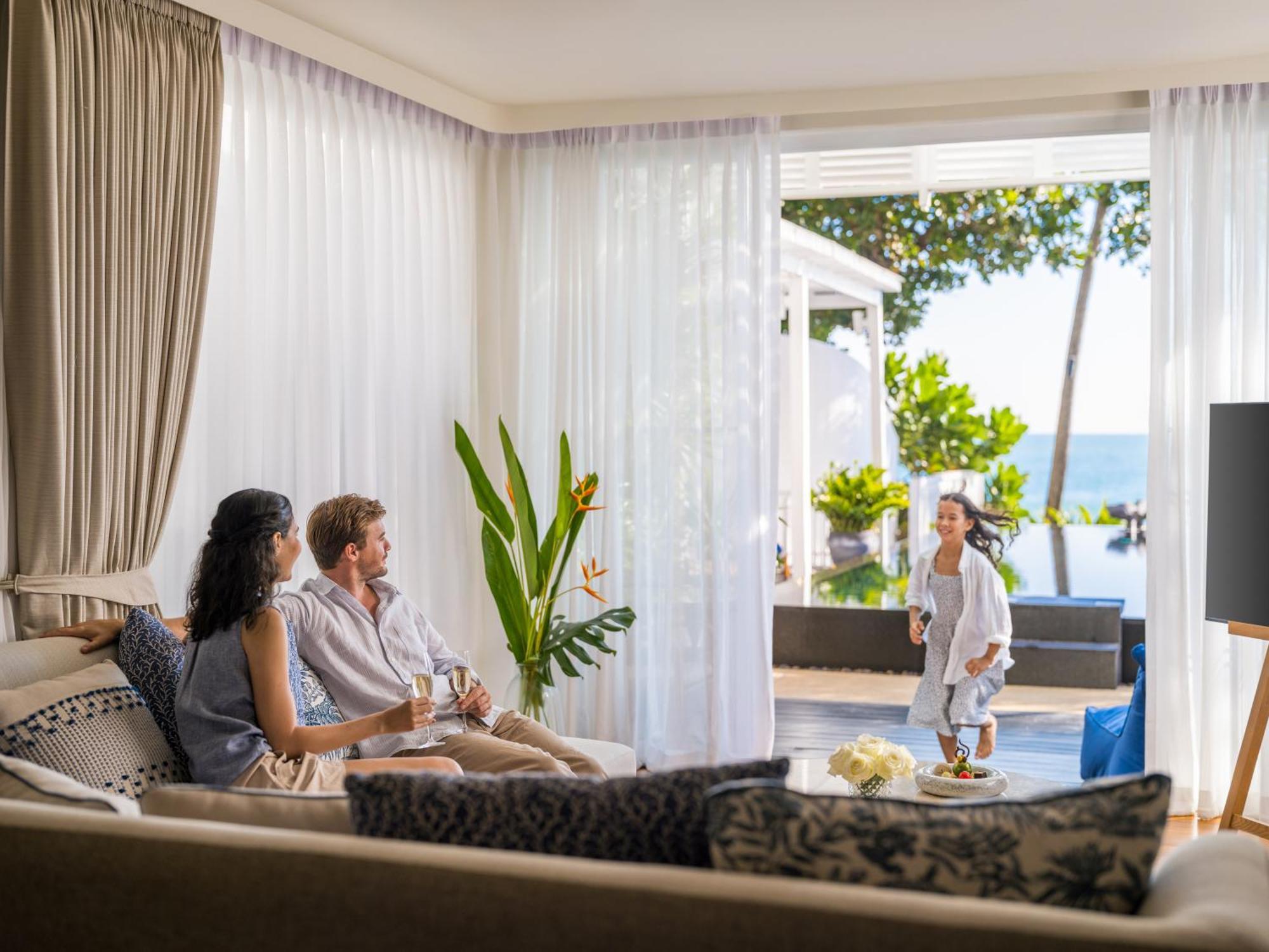 One-Bedroom Villa Beachfront Private Pool