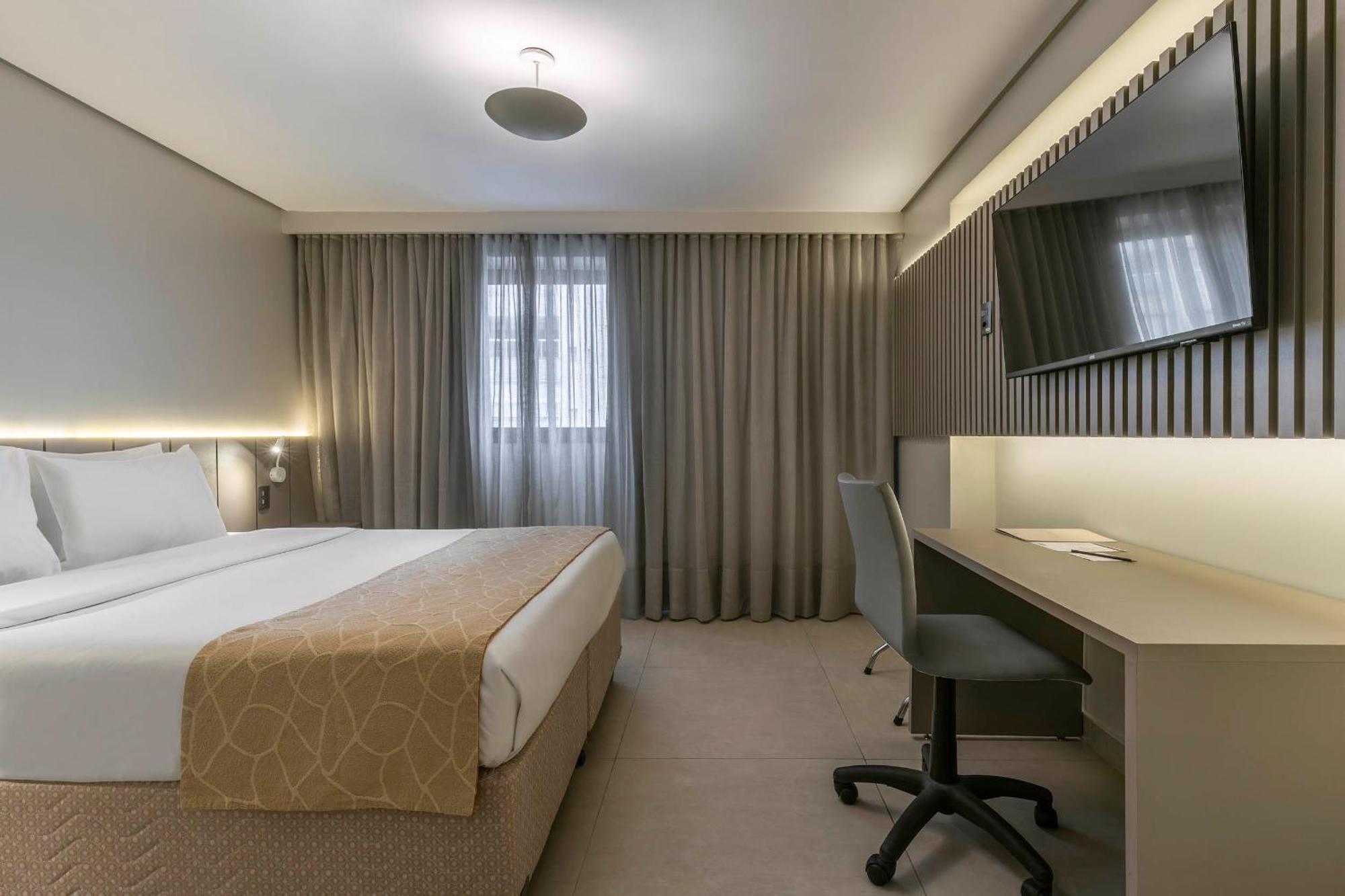Kamer met Queensize Bed