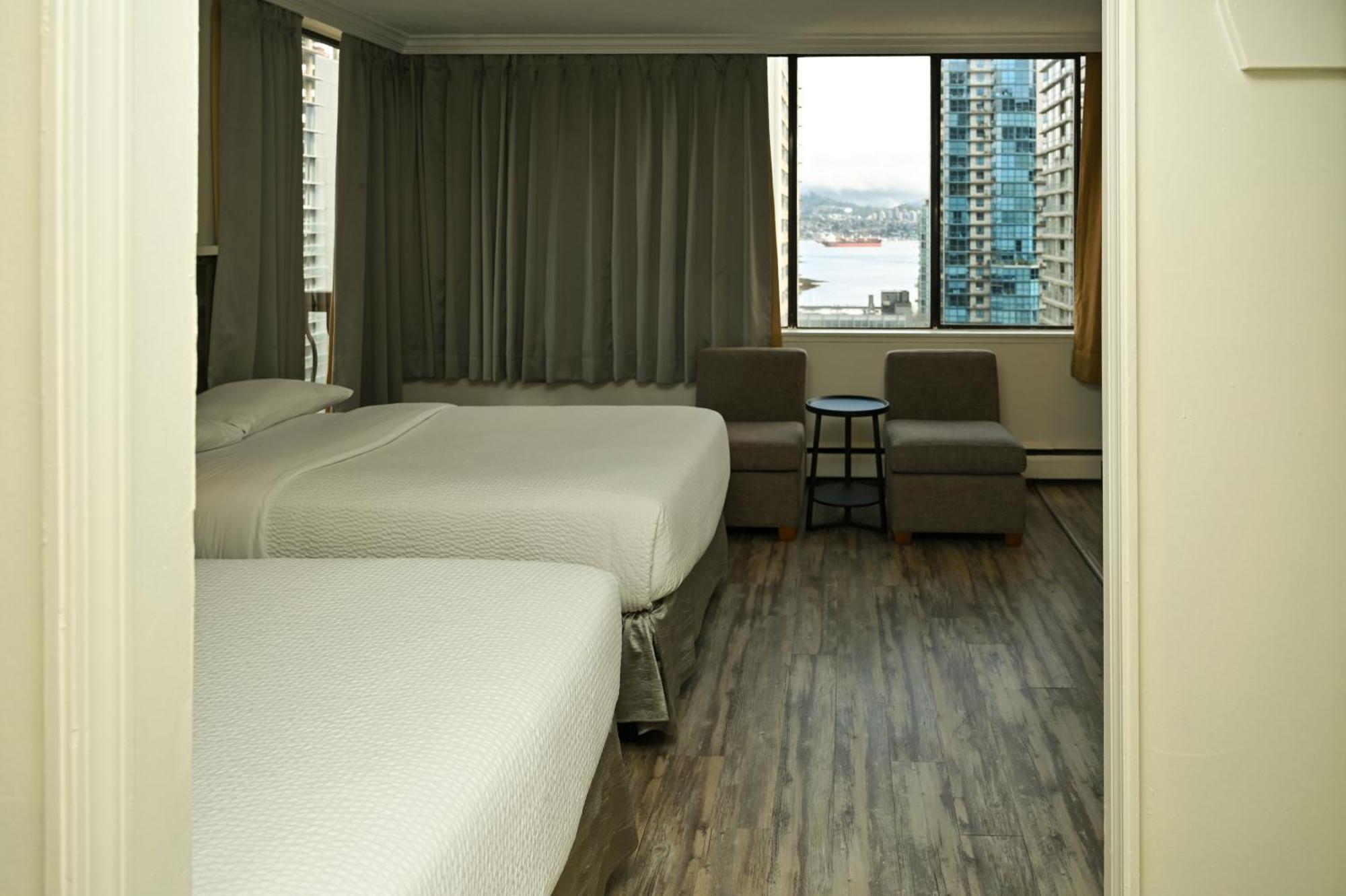 One Bedroom Apartment with Harbor View