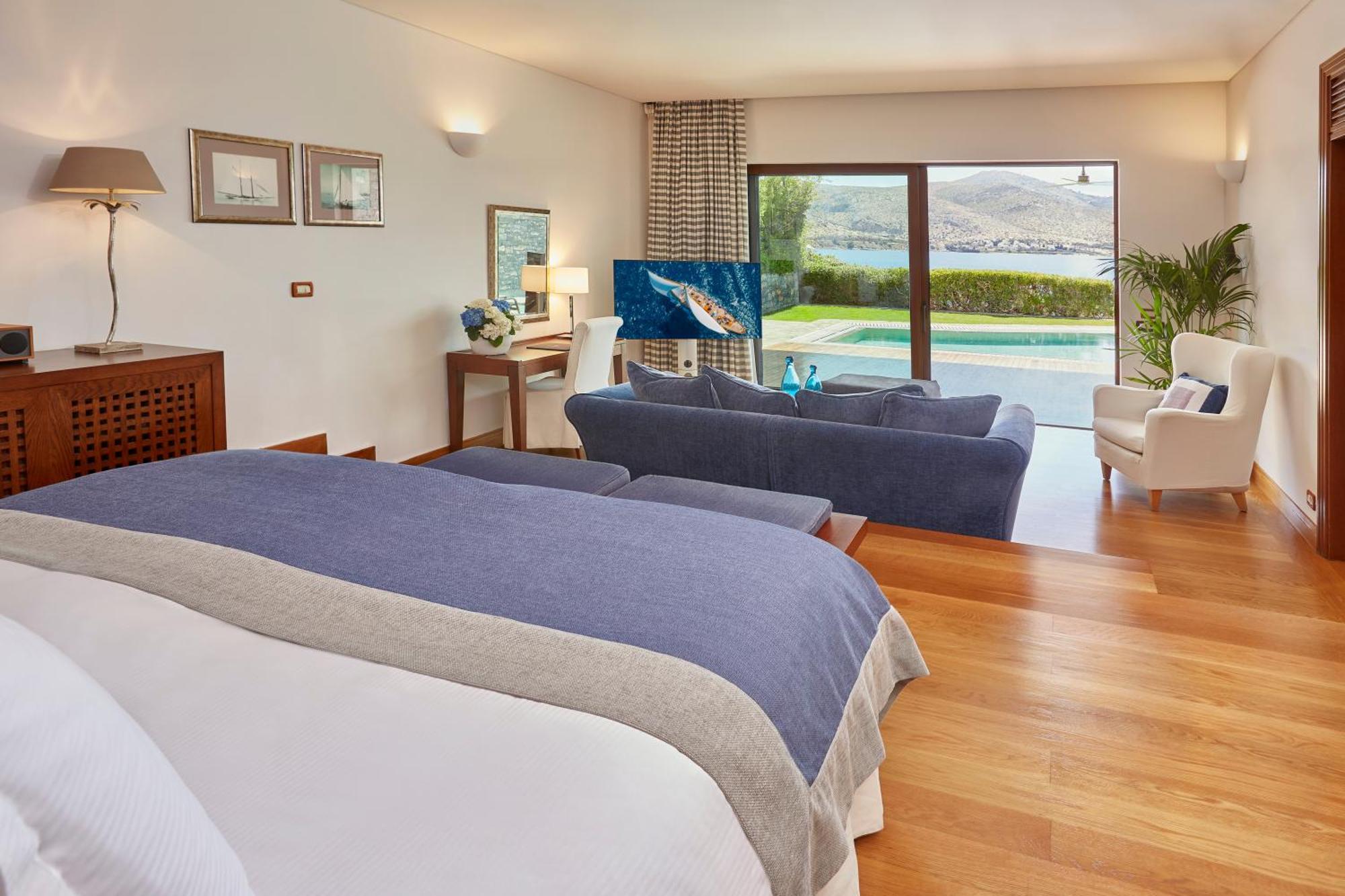 Suite with Private Pool
