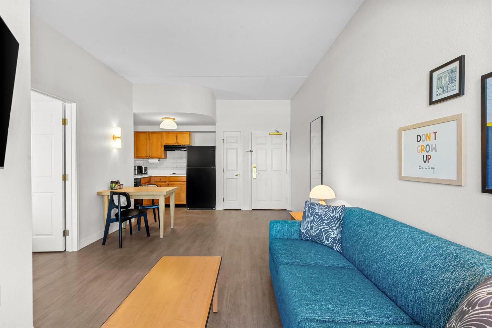 One Bedroom Suite - King