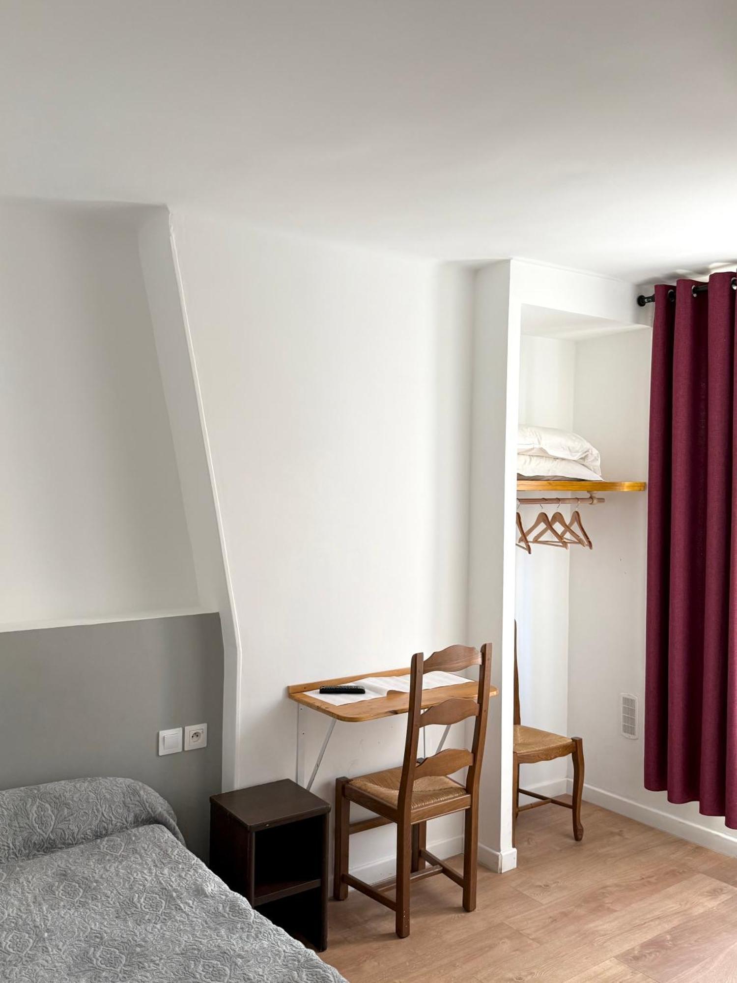 Single Room Shared Toilet