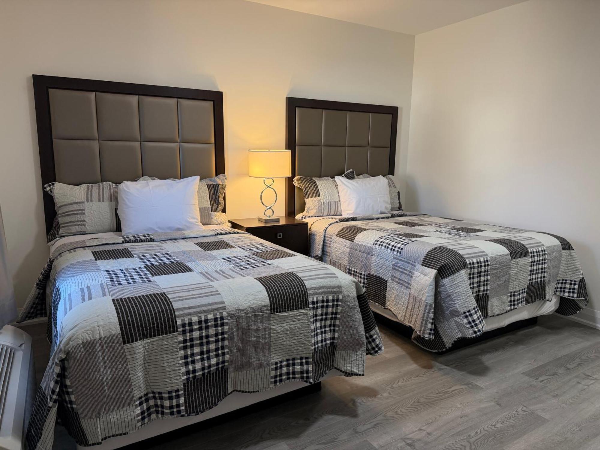 Double Room with Two Double Beds - Non-Smoking