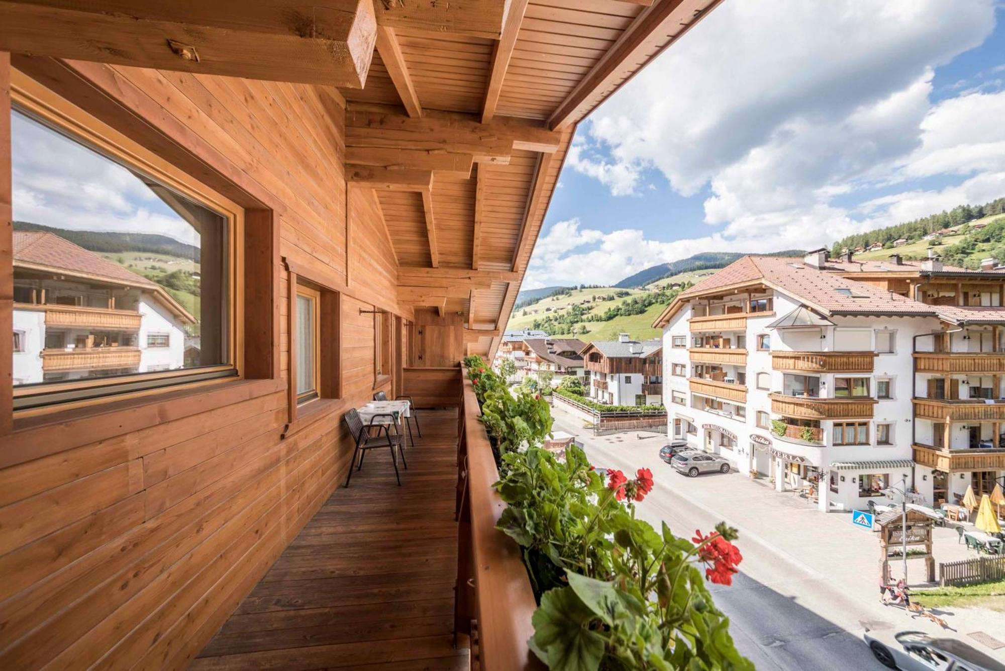 Double Room with Mountain View