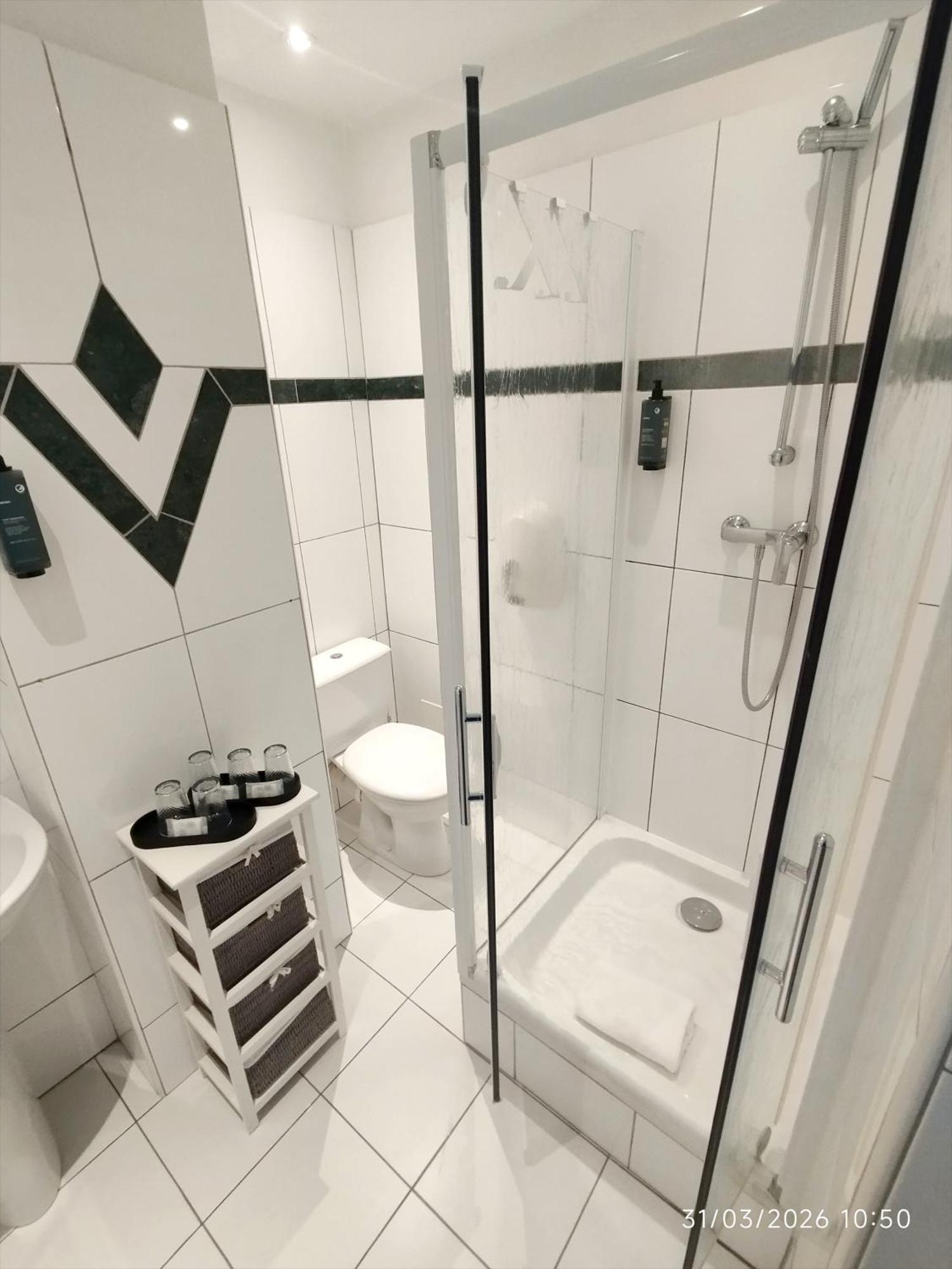 Quadruple / Quintuple Room