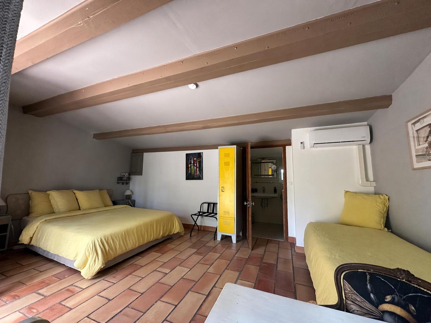 Chambre Triple - Vue sur Jardin