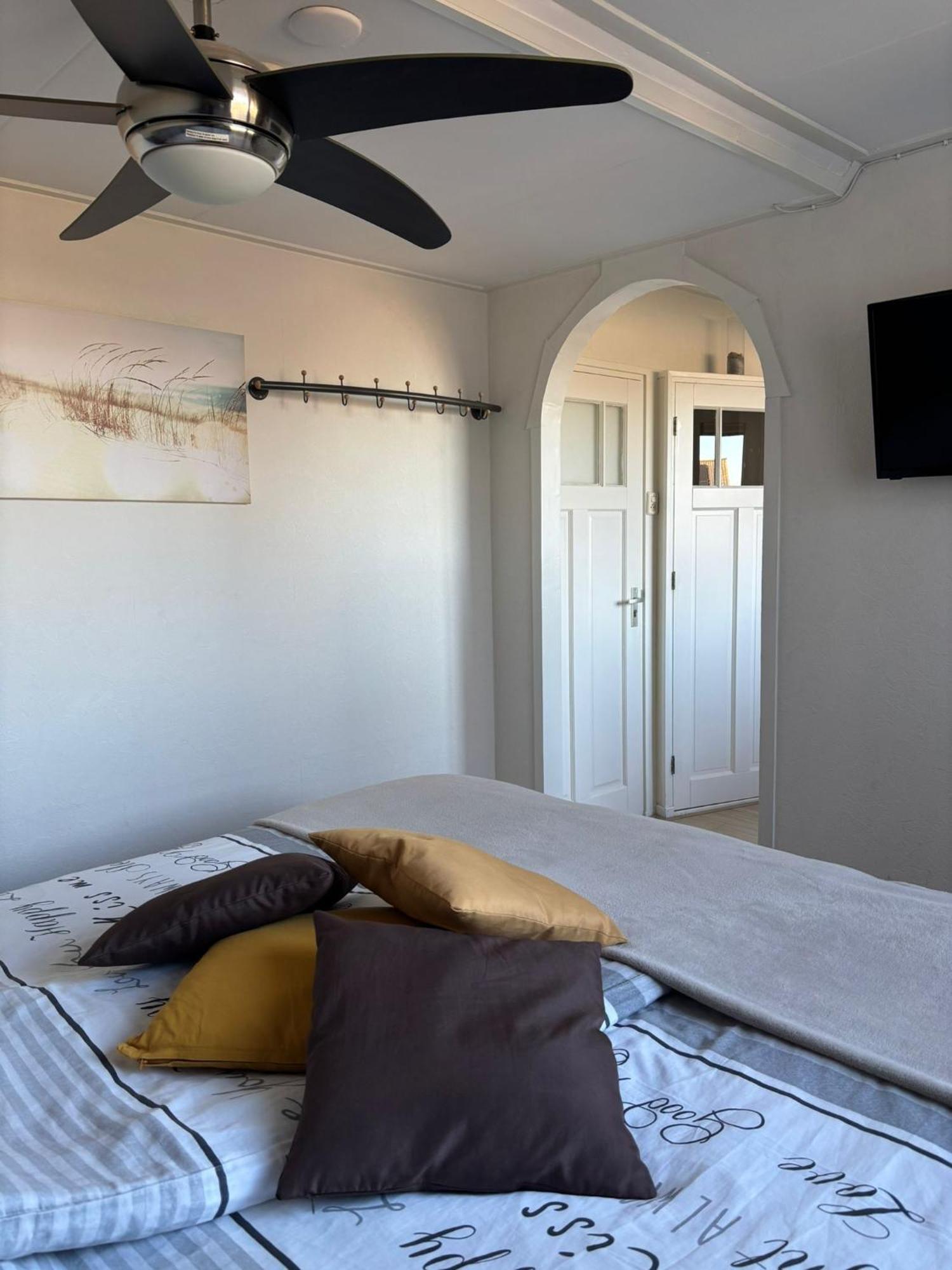 Twin Room Bathroom
