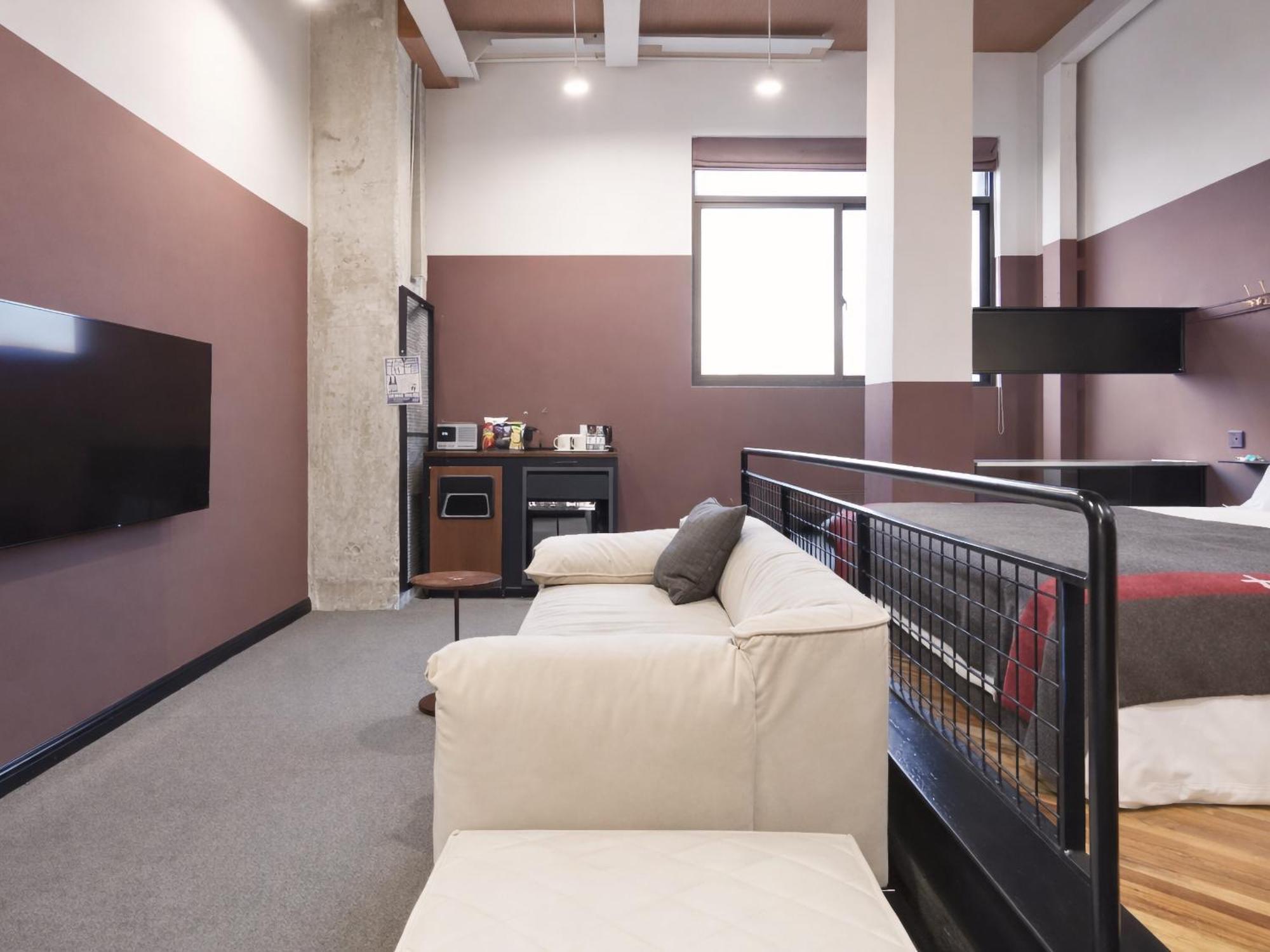 Large Double Room,1765445978:JPEG