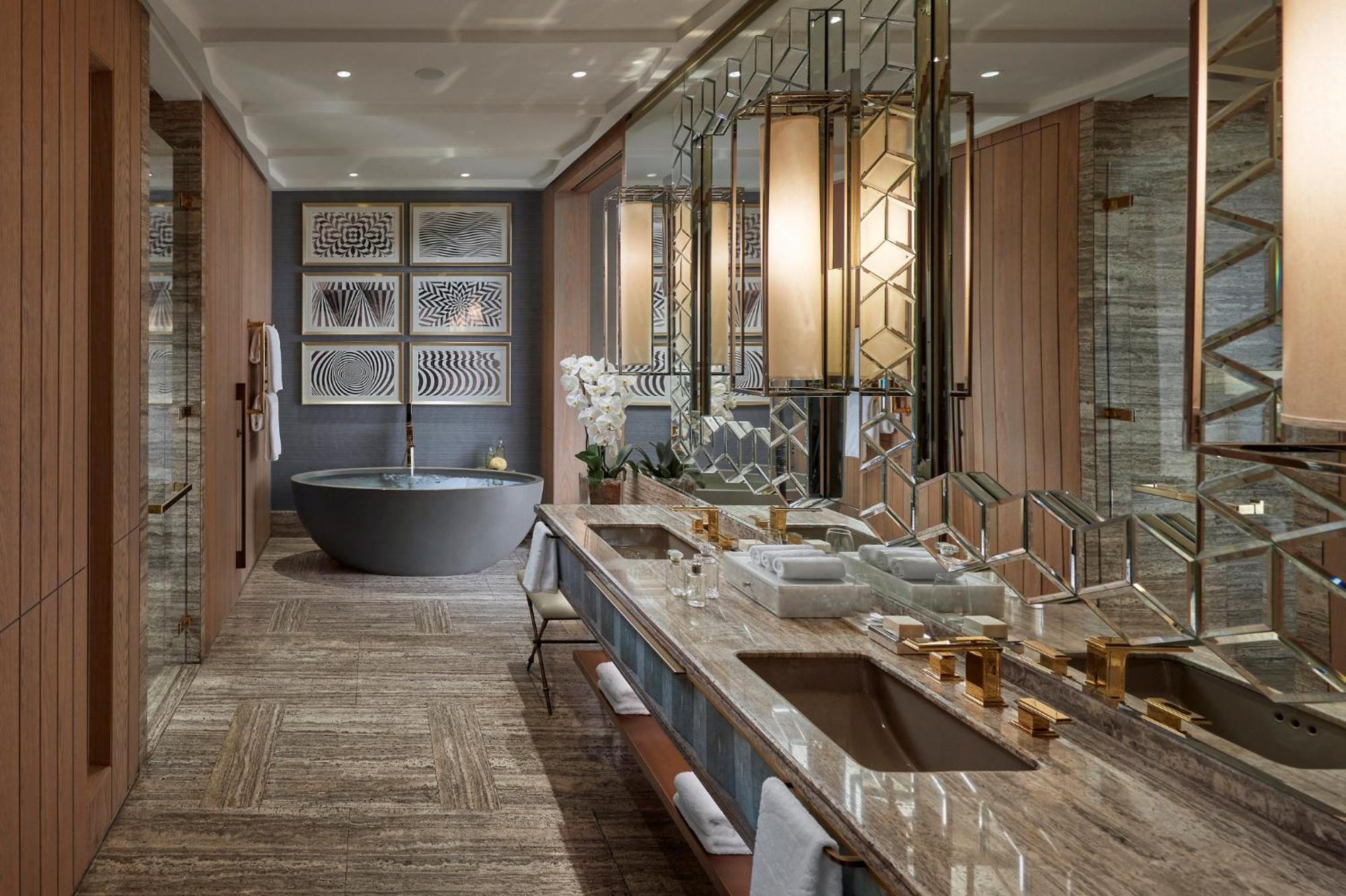 Junior Sea View Suite Club Lounge Access including Daily & Afternoon Tea Evening Drinks & Canapes,1765491437:JPEG