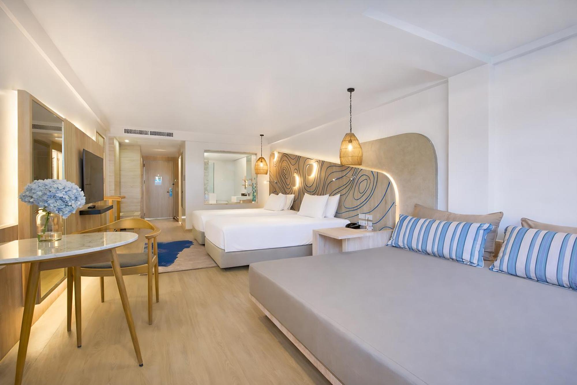 Deluxe Double or Twin Room,1765529557:JPEG