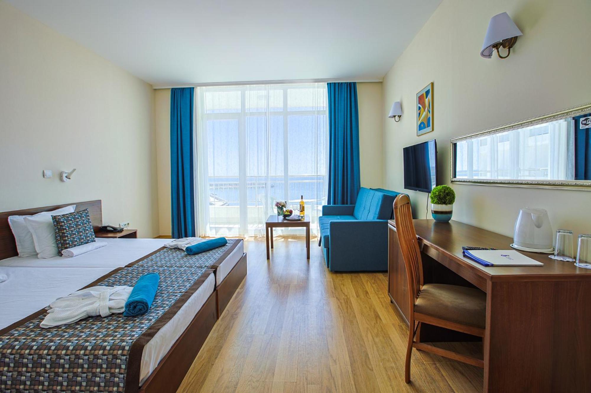Deluxe Doppel-/Zweibettzimmer mit Meerblick