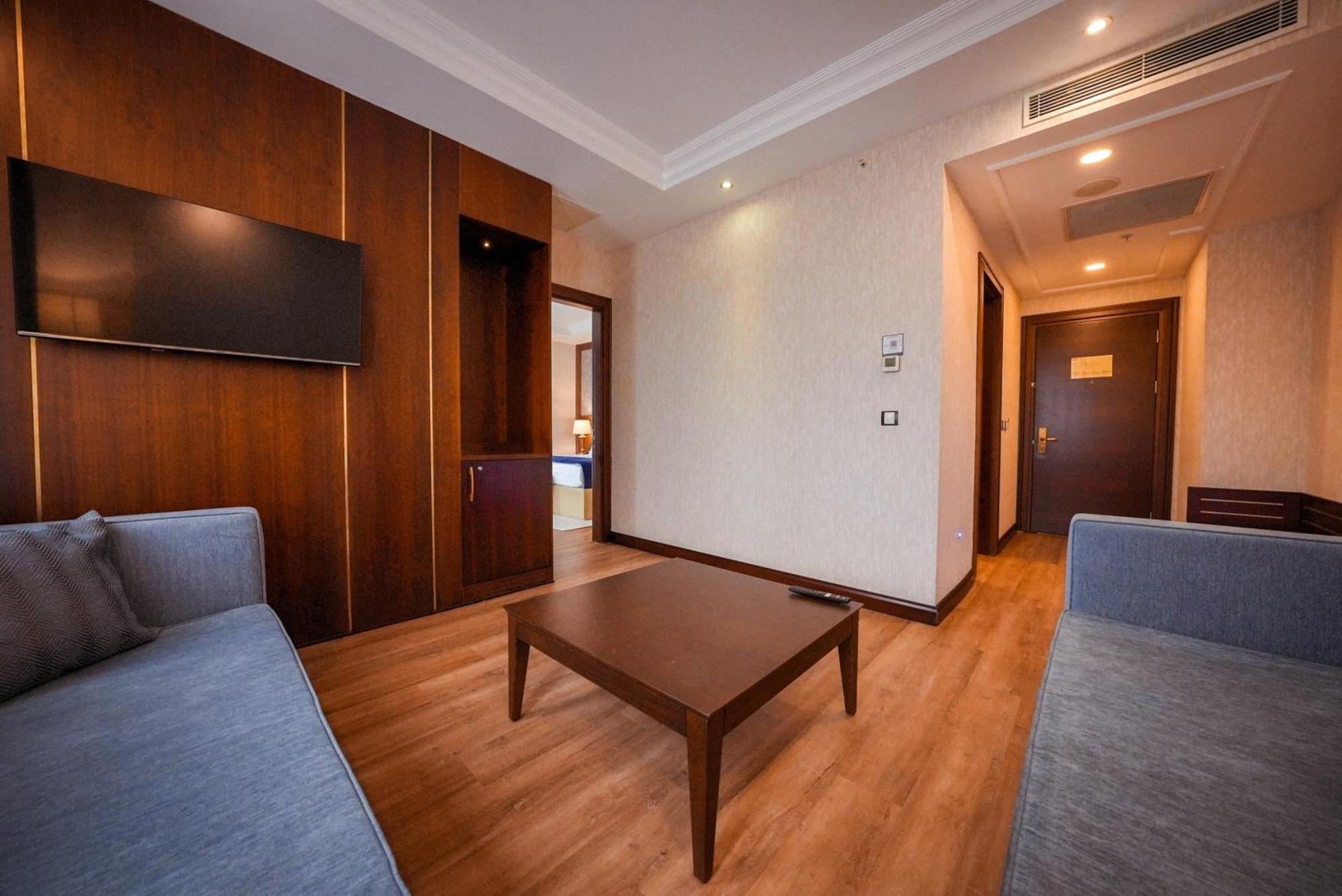 Family Suite with Sea View