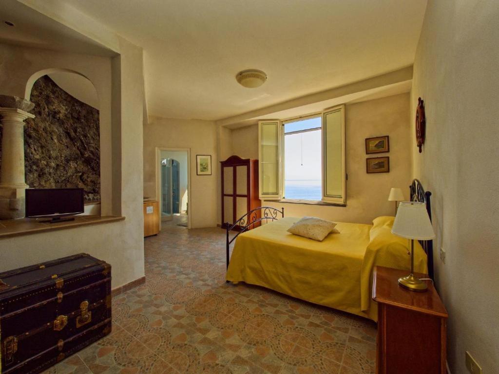 Deluxe Double Room with Sea View