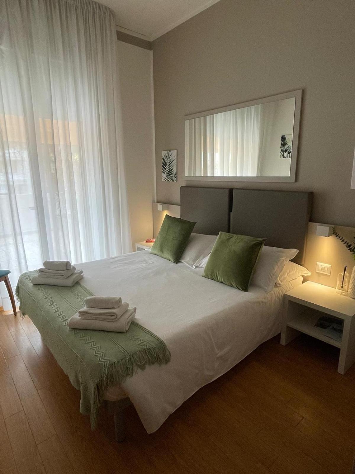 Superior Double or Twin Room with Terrace