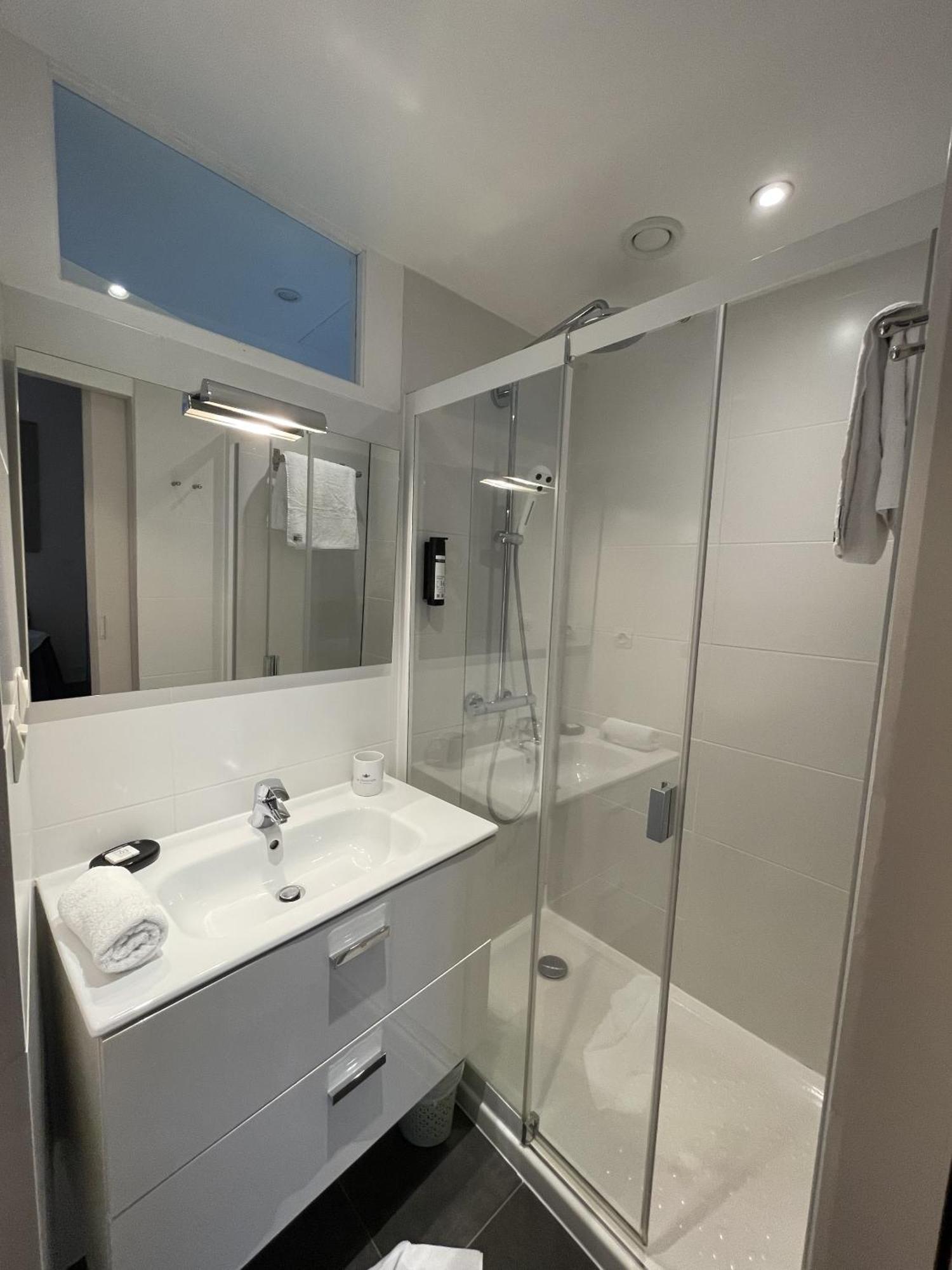 Chambre Lits Jumeaux Spacieuse