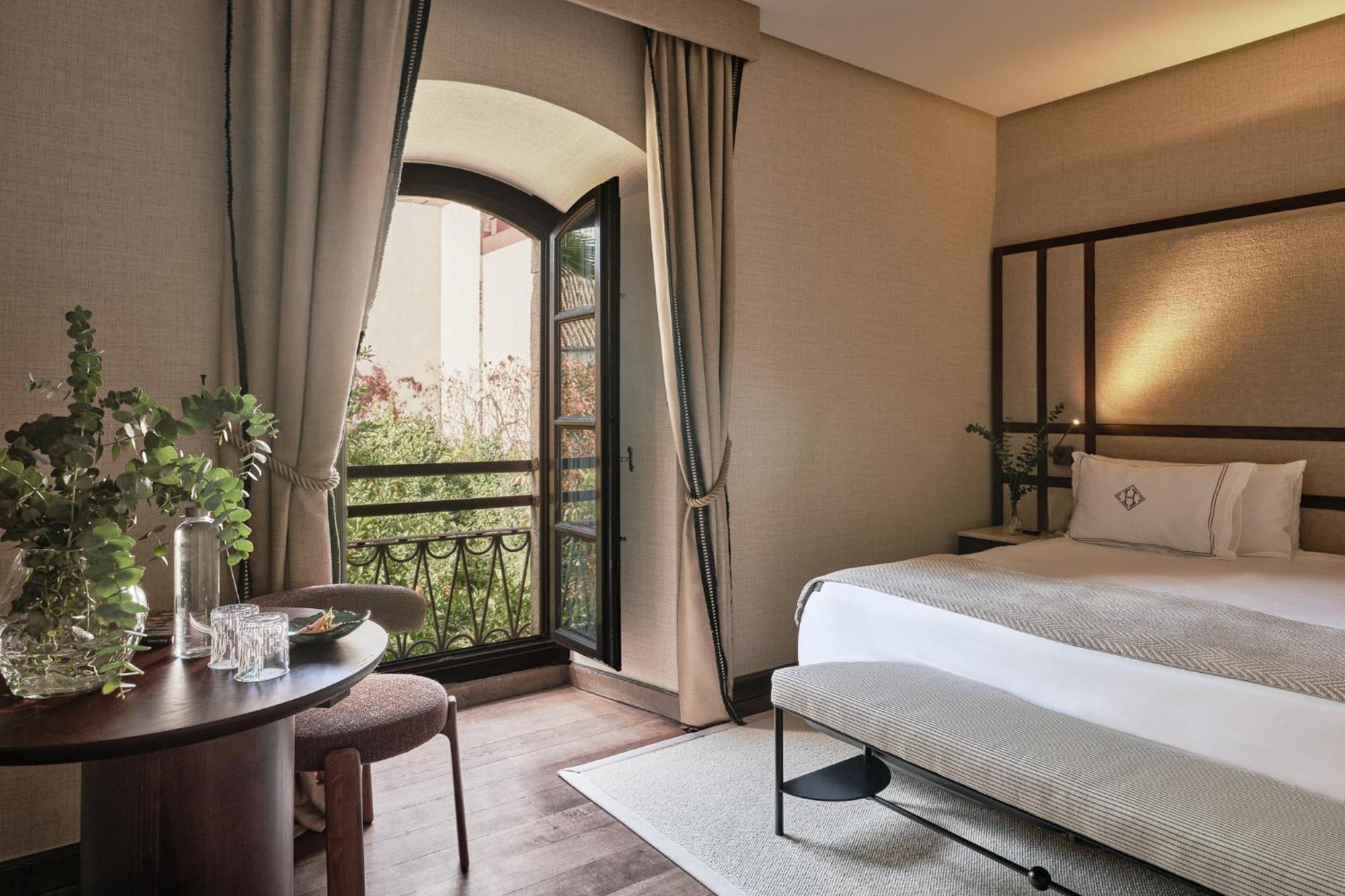 King Room Garden View
