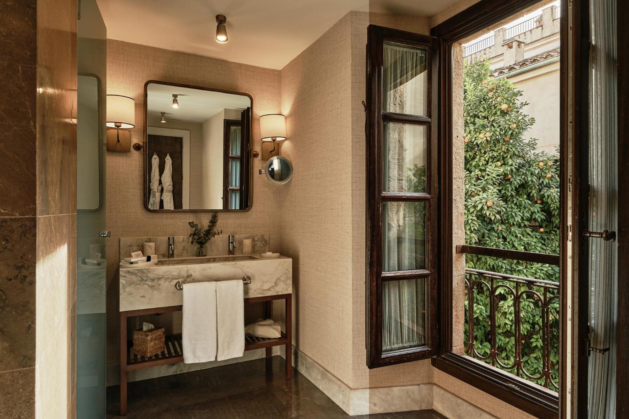 King Room Garden View