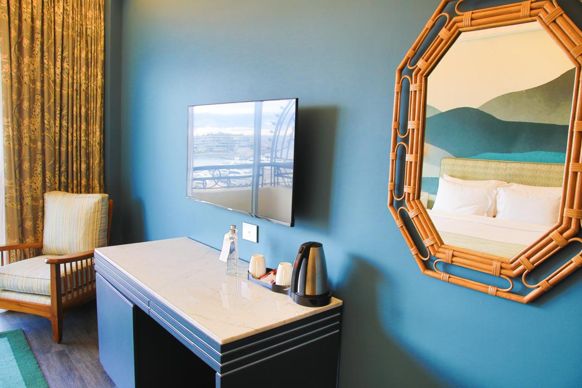Premium King Room