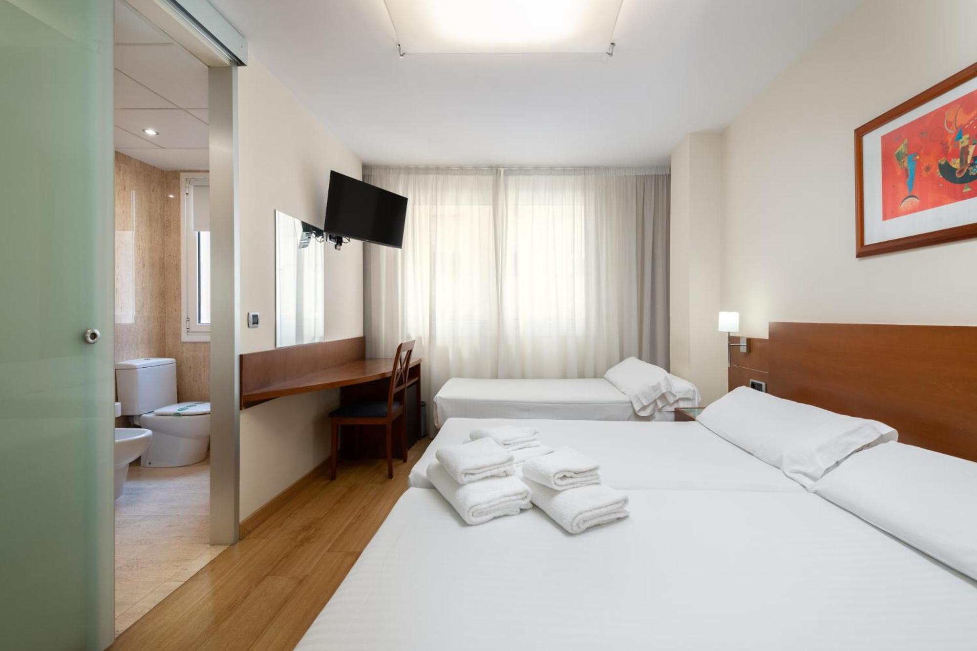 Classic Triple Room