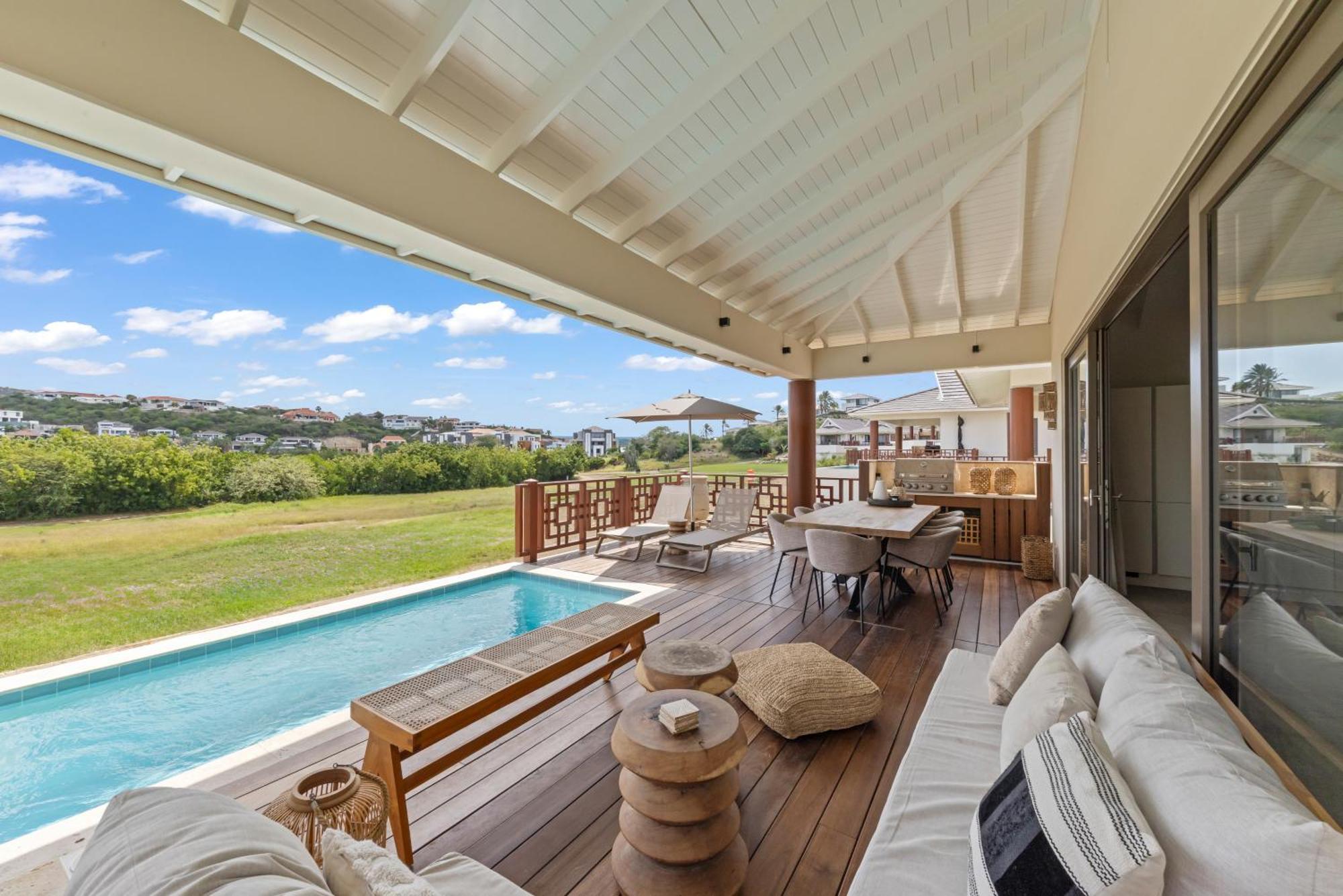 Deluxe Villa