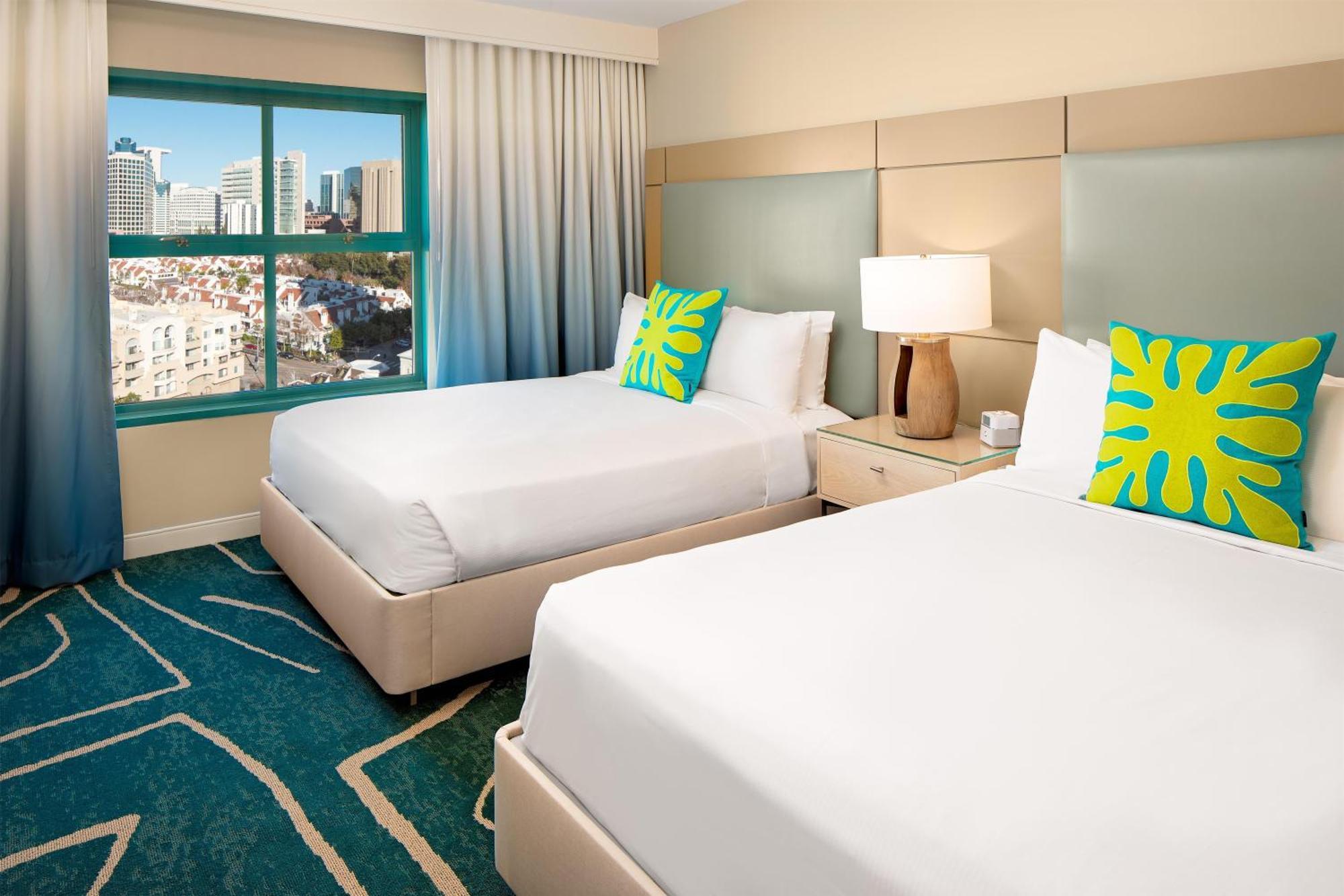 Suite de 2 dormitorios con vistas a la ciudad - 2 camas grandes