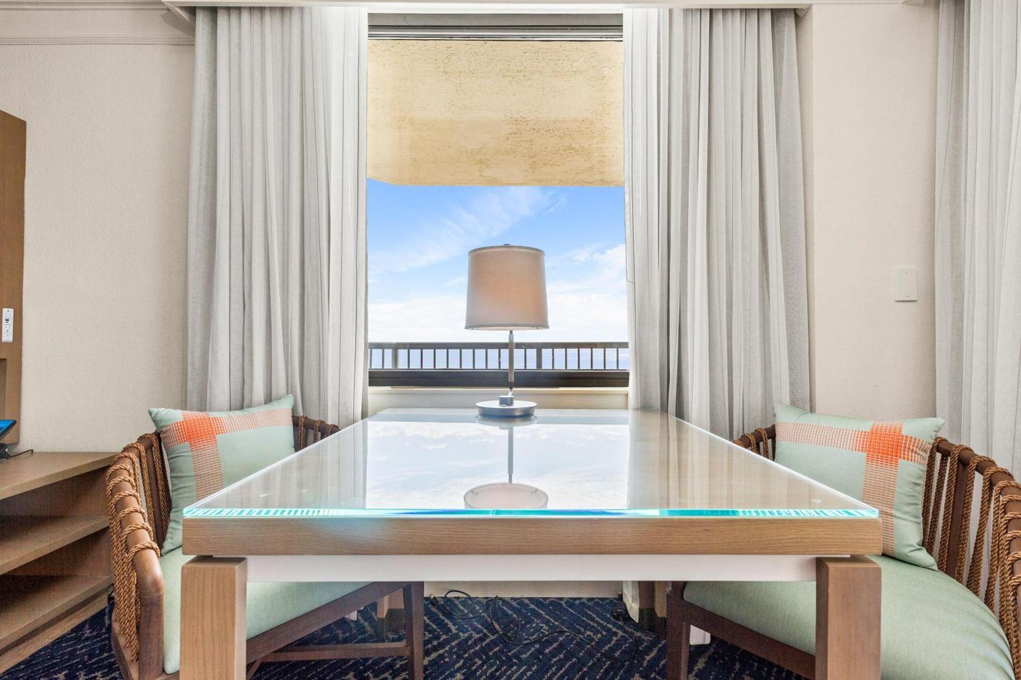 Executive King Room Beach View,1765824717:JPEG