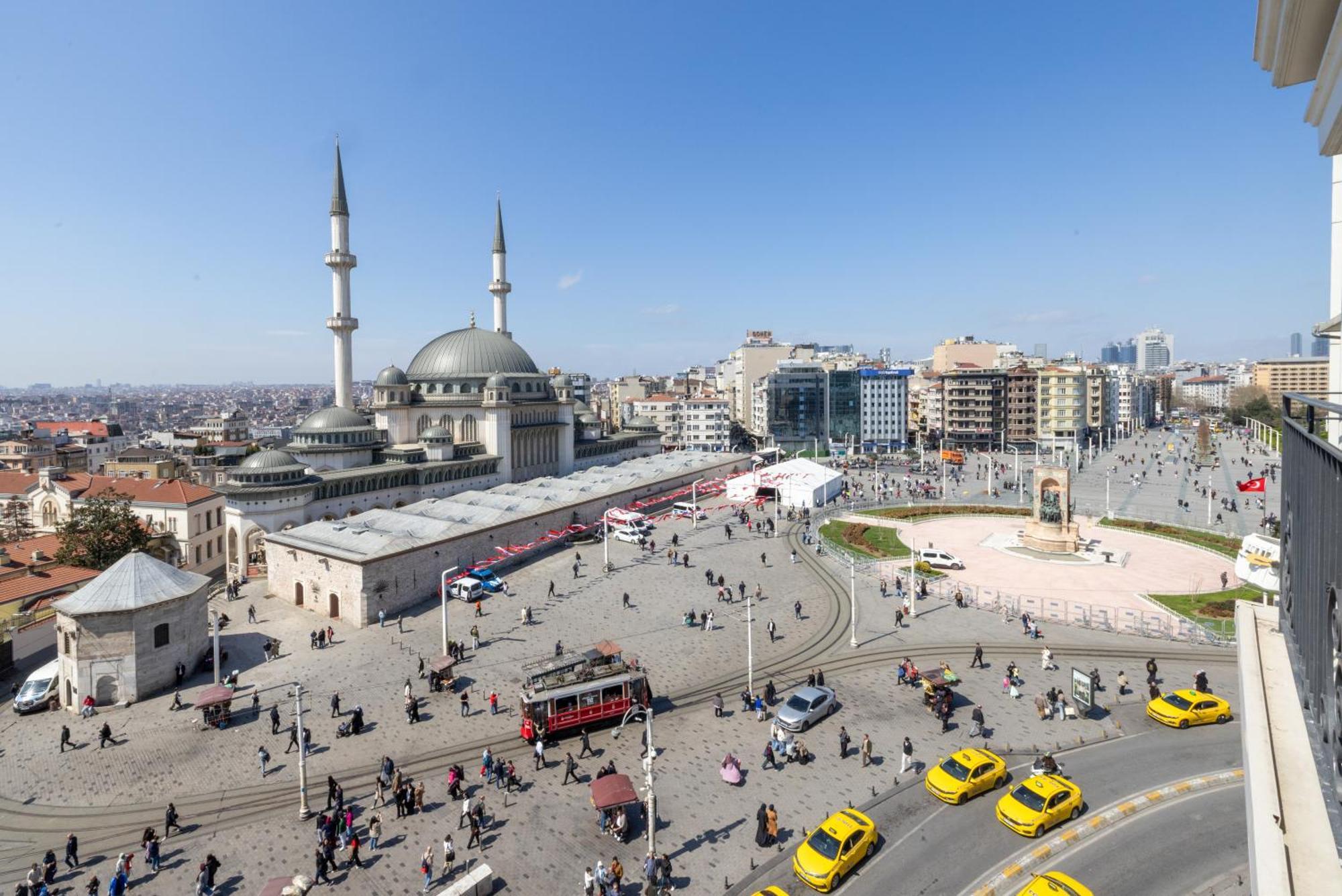 Taksim Terrace Suite