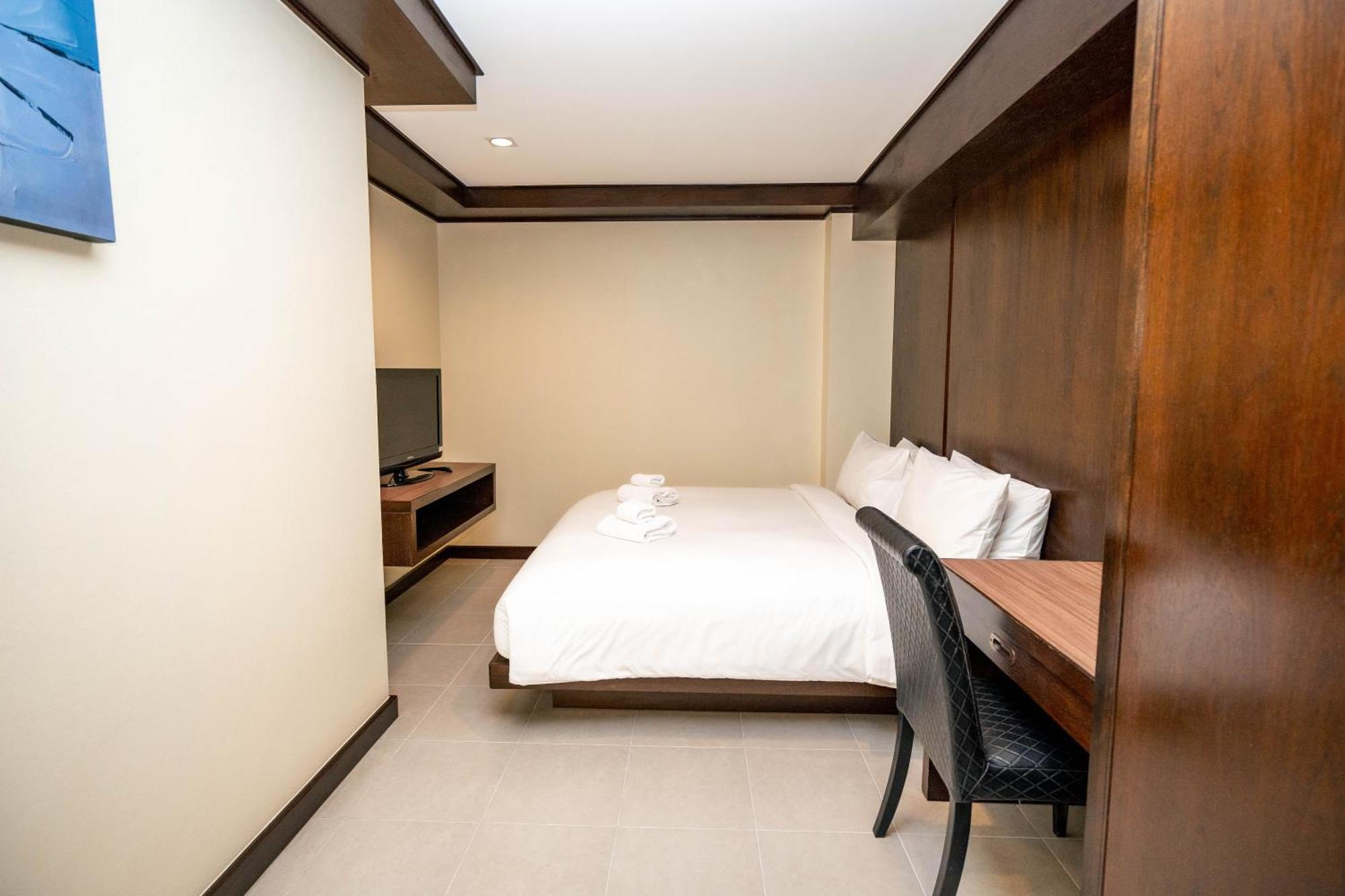 Two-Bedroom Suite