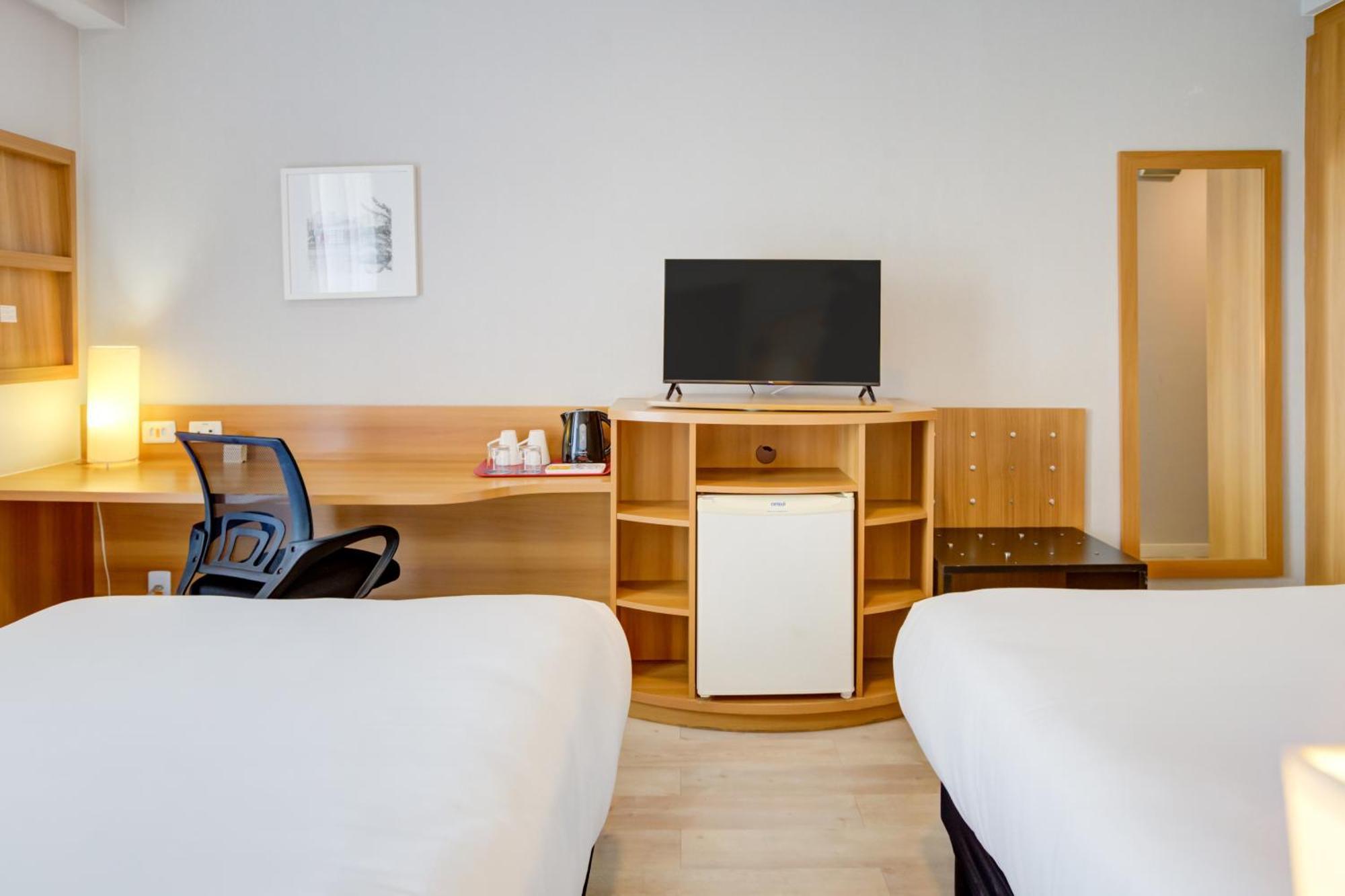Quarto Deluxe com 2 Camas de Solteiro