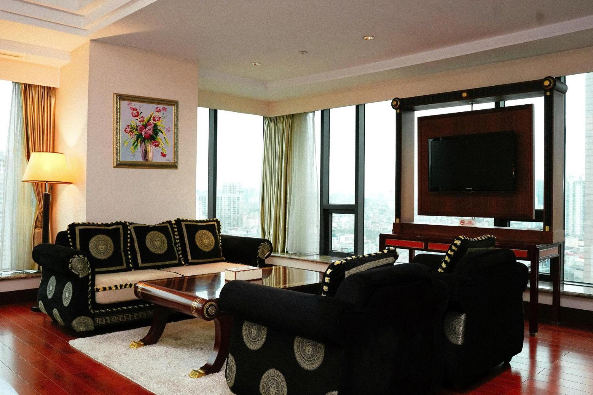 Parlor Suite
