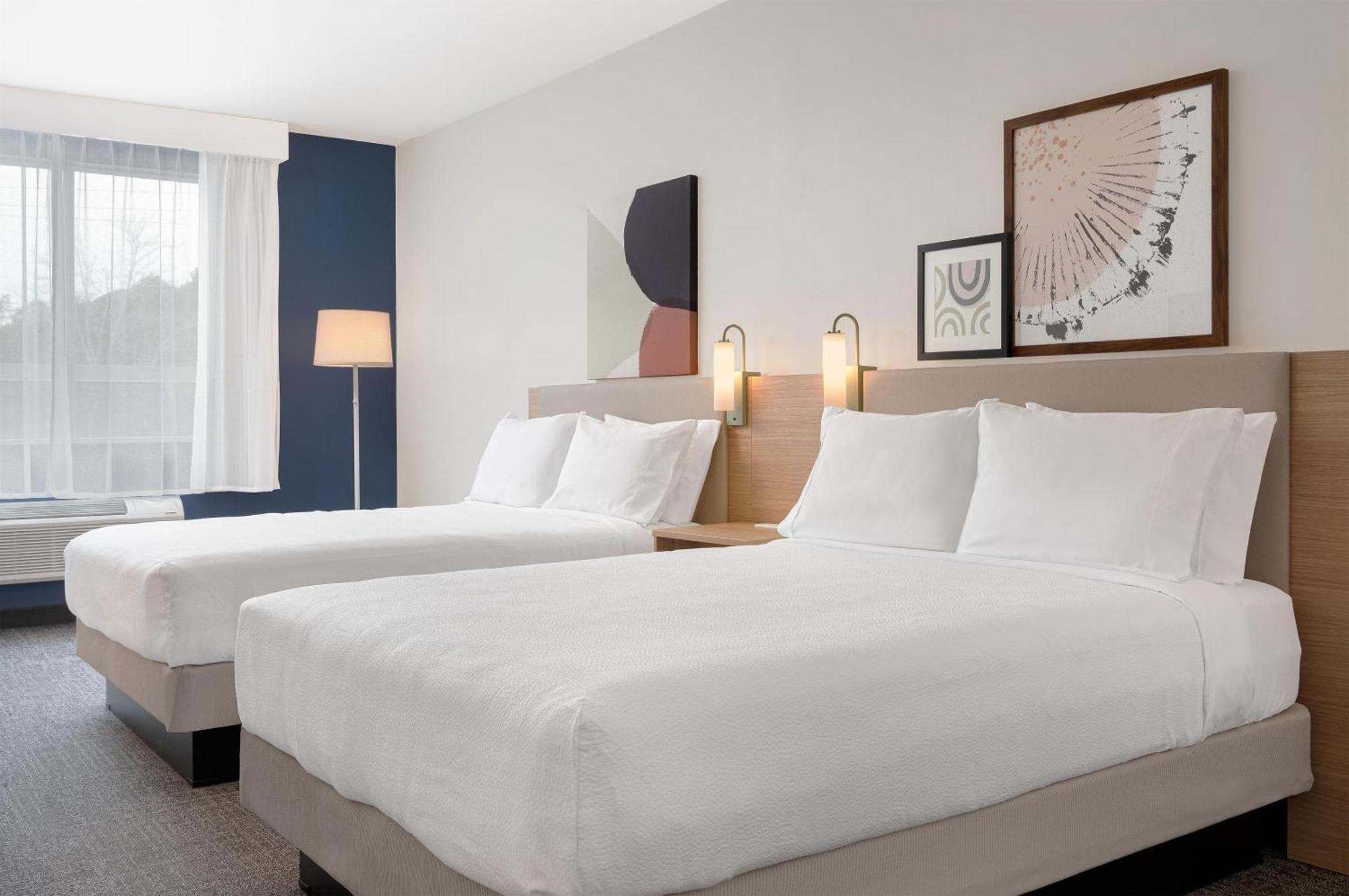 Queen Room with Two Queen Beds