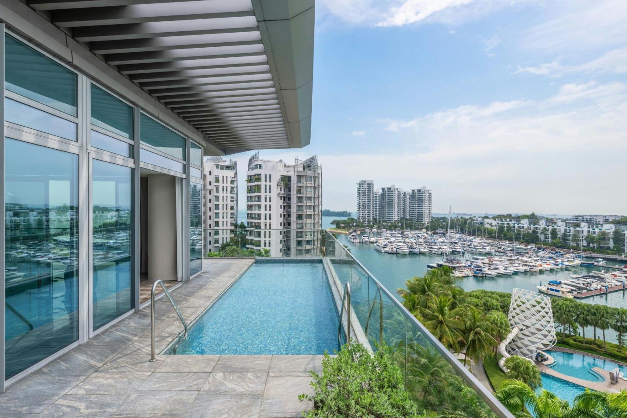 Supreme Suite 1 Bedroom Larger Suite 1 Super King Bed Pool view Balcony Top Floor Private Outdoor Pool