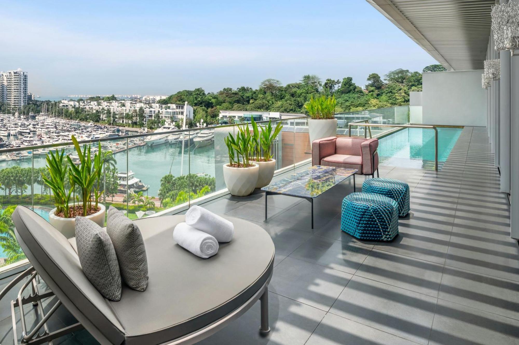Penthouse 1 Bedroom Presidential Suite 1 Super King Bed Balcony Top Floor Private Outdoor Pool