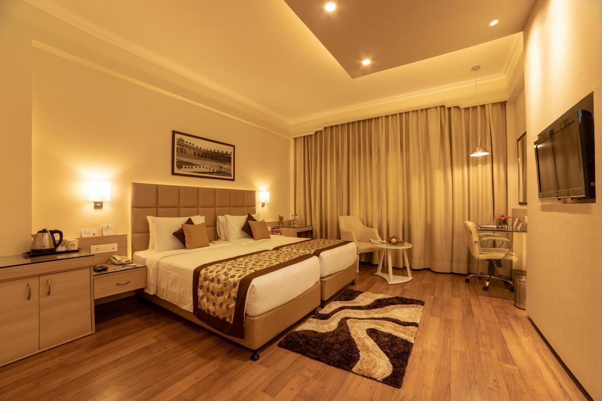Deluxe Double or Twin Room